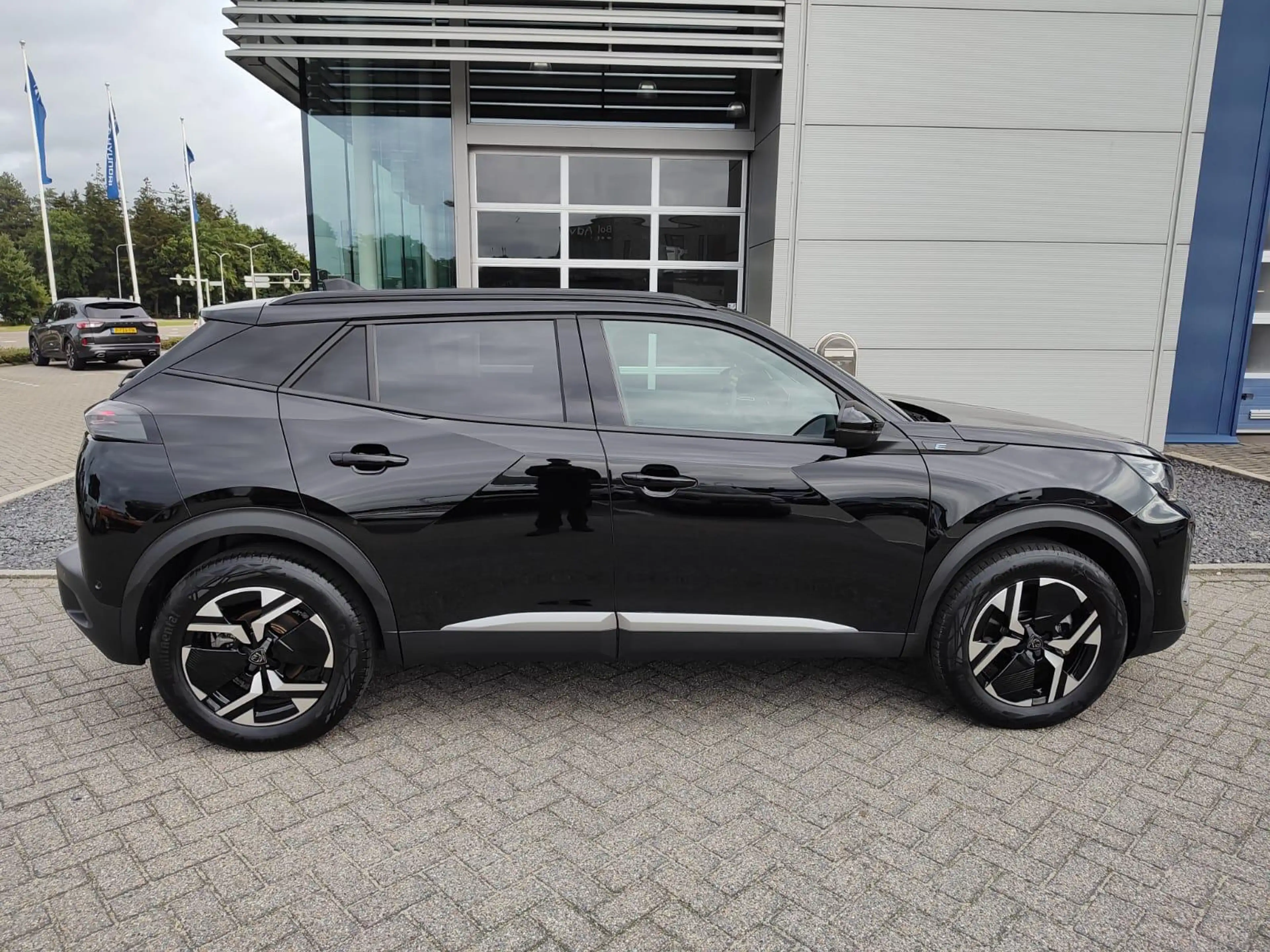 Peugeot e-2008 EV Allure Avantage 54 kWh SOH 96.9% | Navigatie | — photo 4