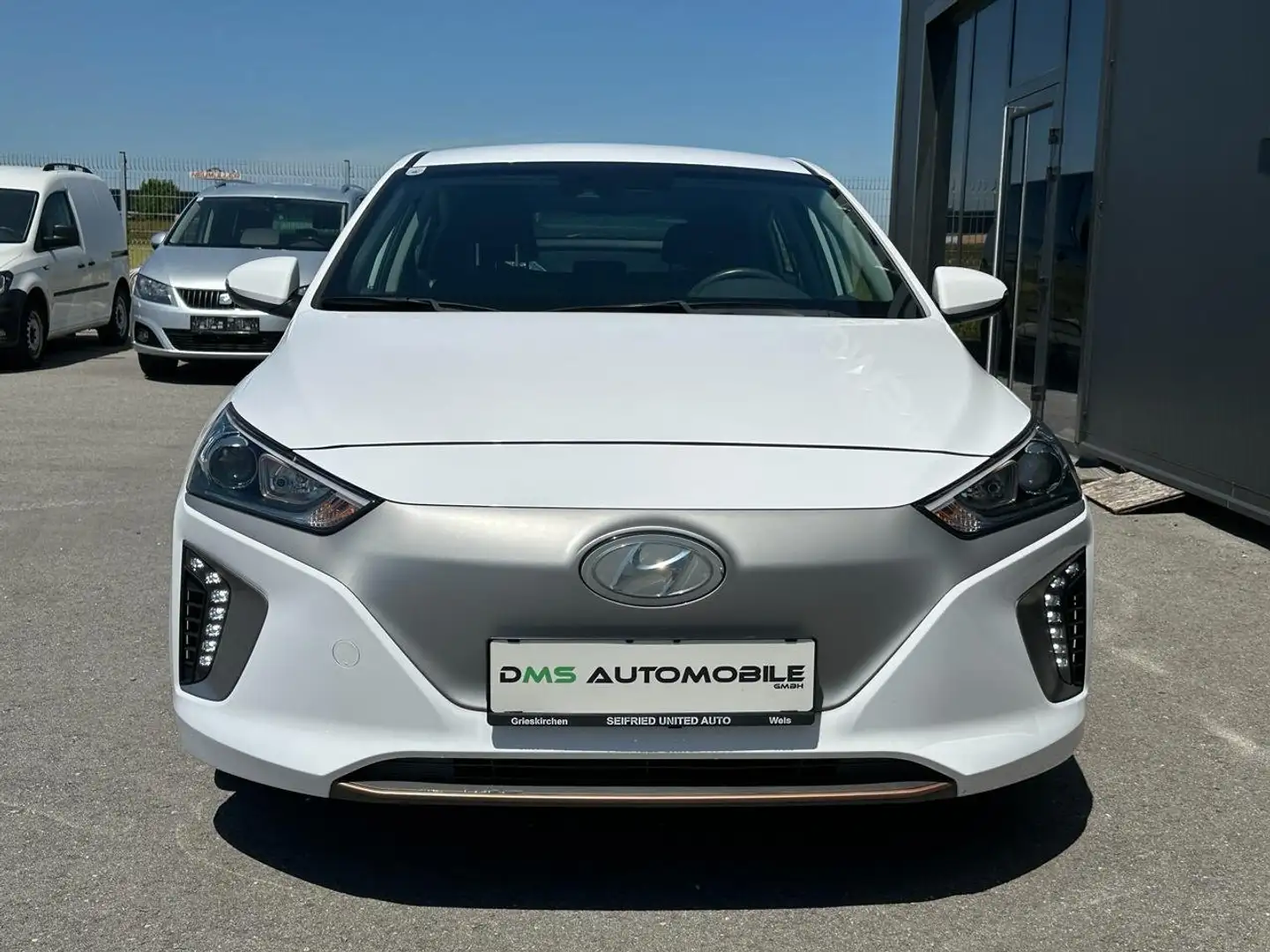 Hyundai IONIQ Elektro 28kWh Premium *100% SOH*8x ALU*1 HAND* Weiß - 2