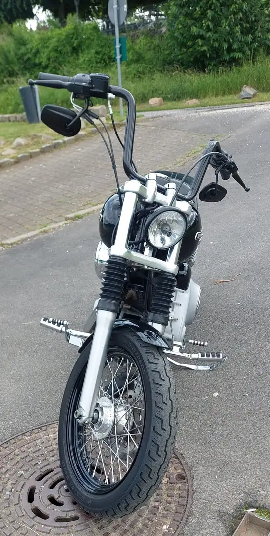 Harley-Davidson Dyna Street Bob Zwart - 2