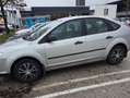 Ford Focus Ghia 1,6 TDCi - thumbnail 3