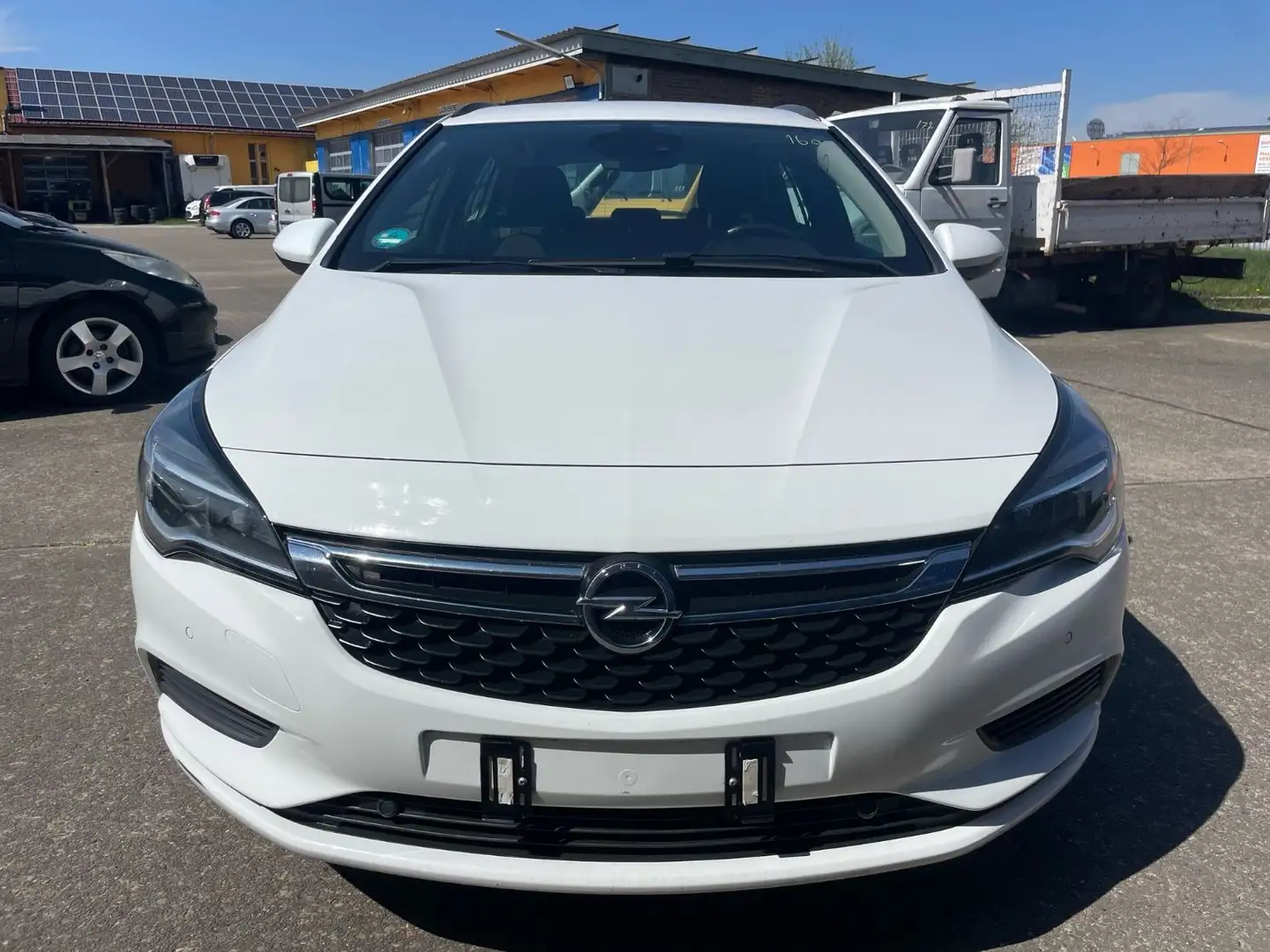 Opel Astra K Sports Tourer Edition/LED/PDC/SHZ/NAVI/ Weiß - 2