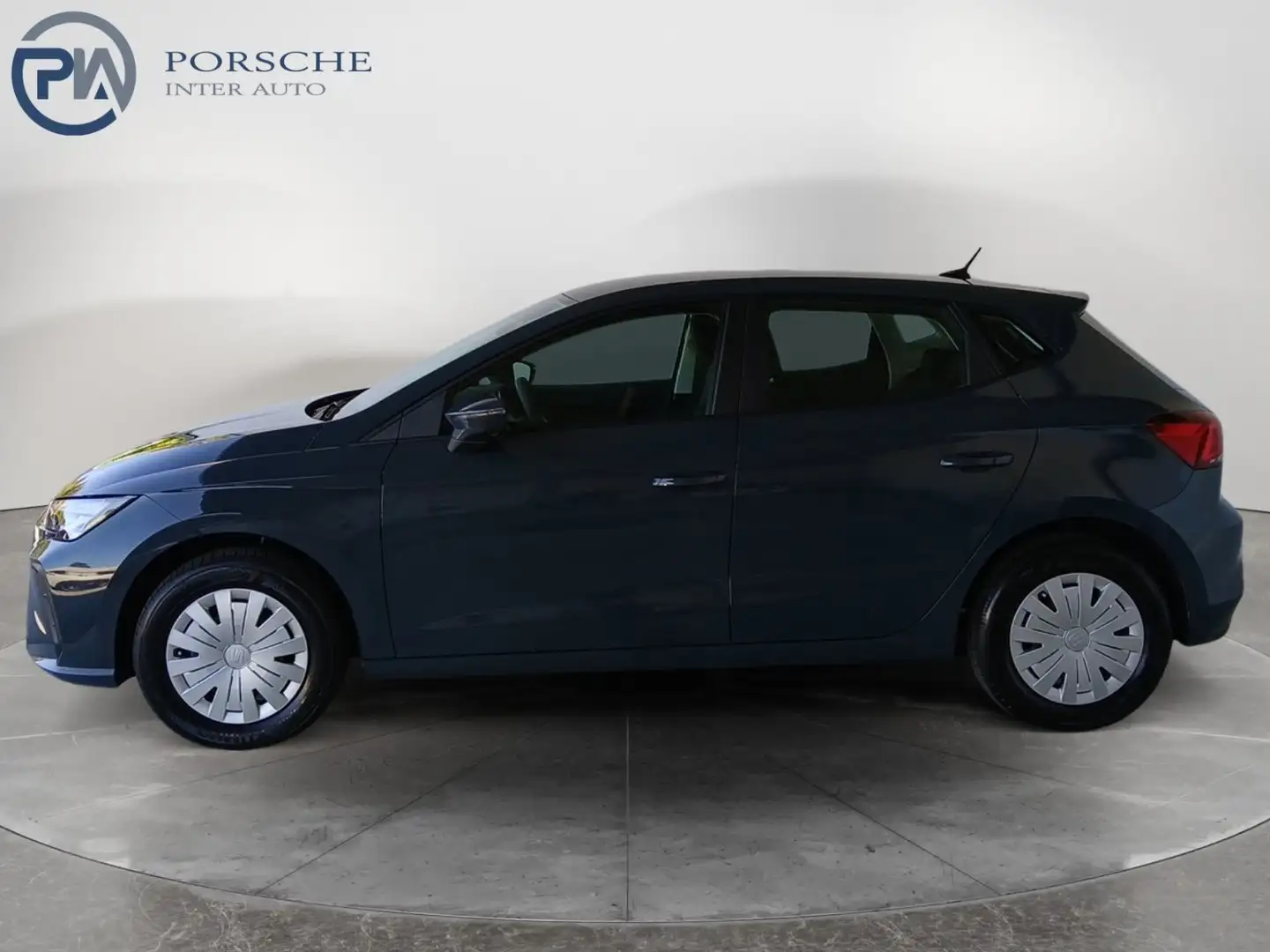 SEAT Ibiza Reference Edition 1.0 80PS Blau - 2