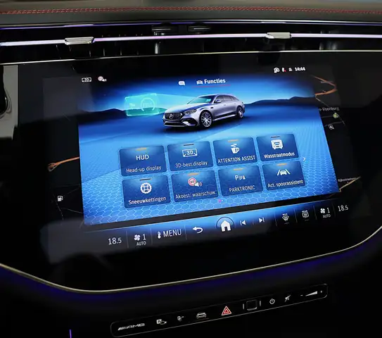 Mercedes-Benz E-Class view 9