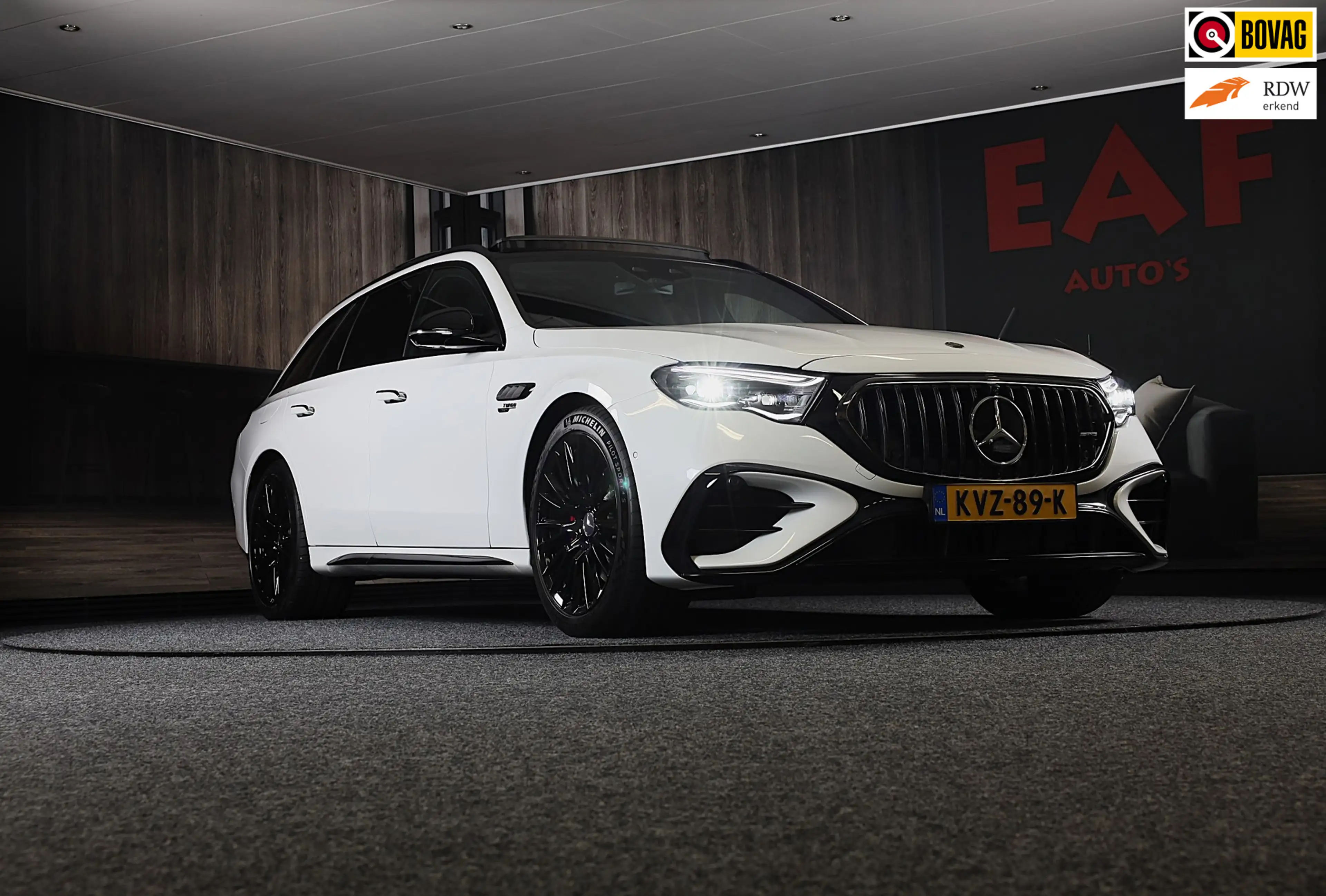 Mercedes-Benz E 53 AMG Estate 4MATIC+ / Hyperscreen / Head Up / Performan