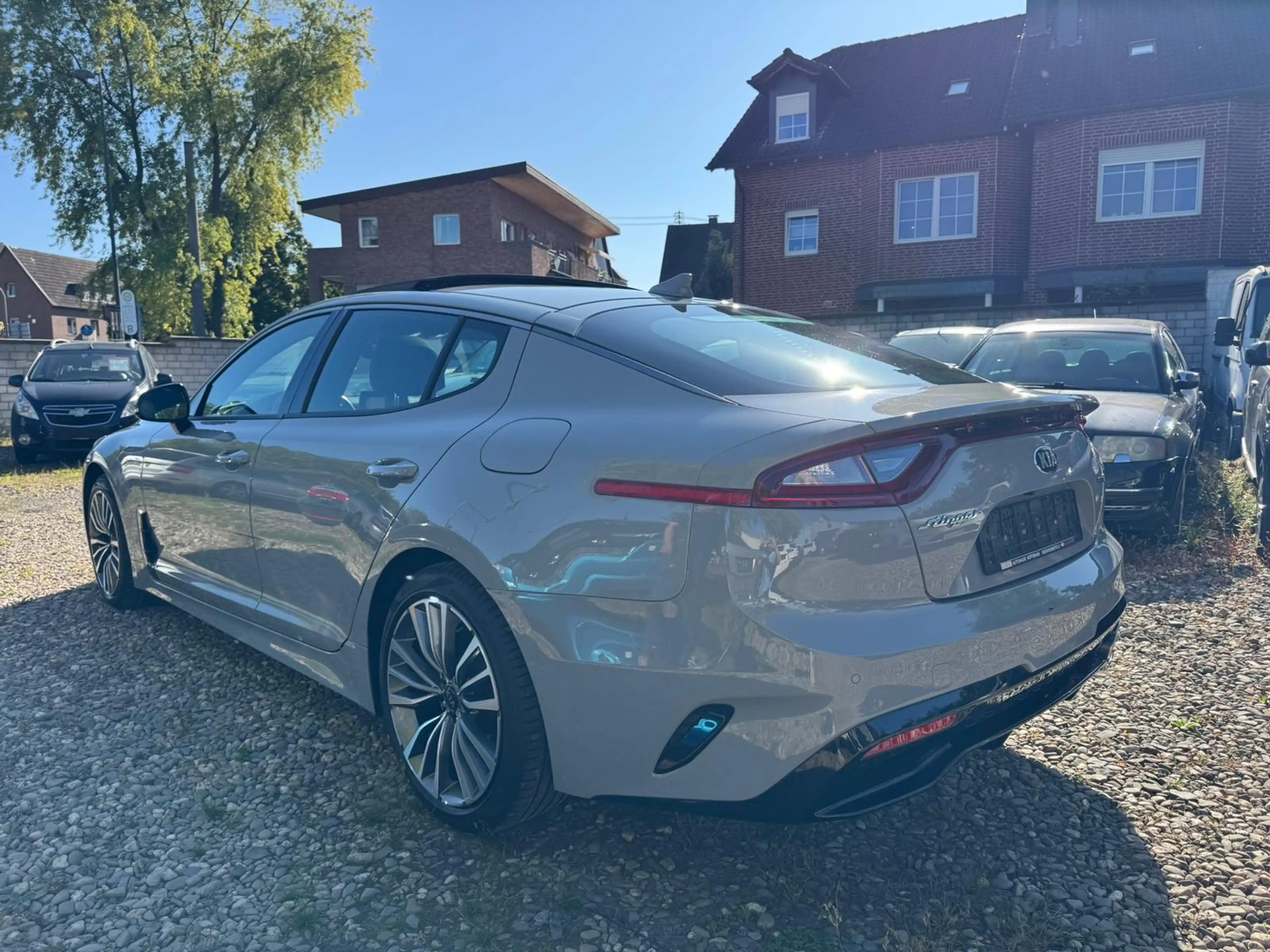 Kia Stinger GT-Line 4WD MwSt 1 Hand Garantie 5.26 — photo 4