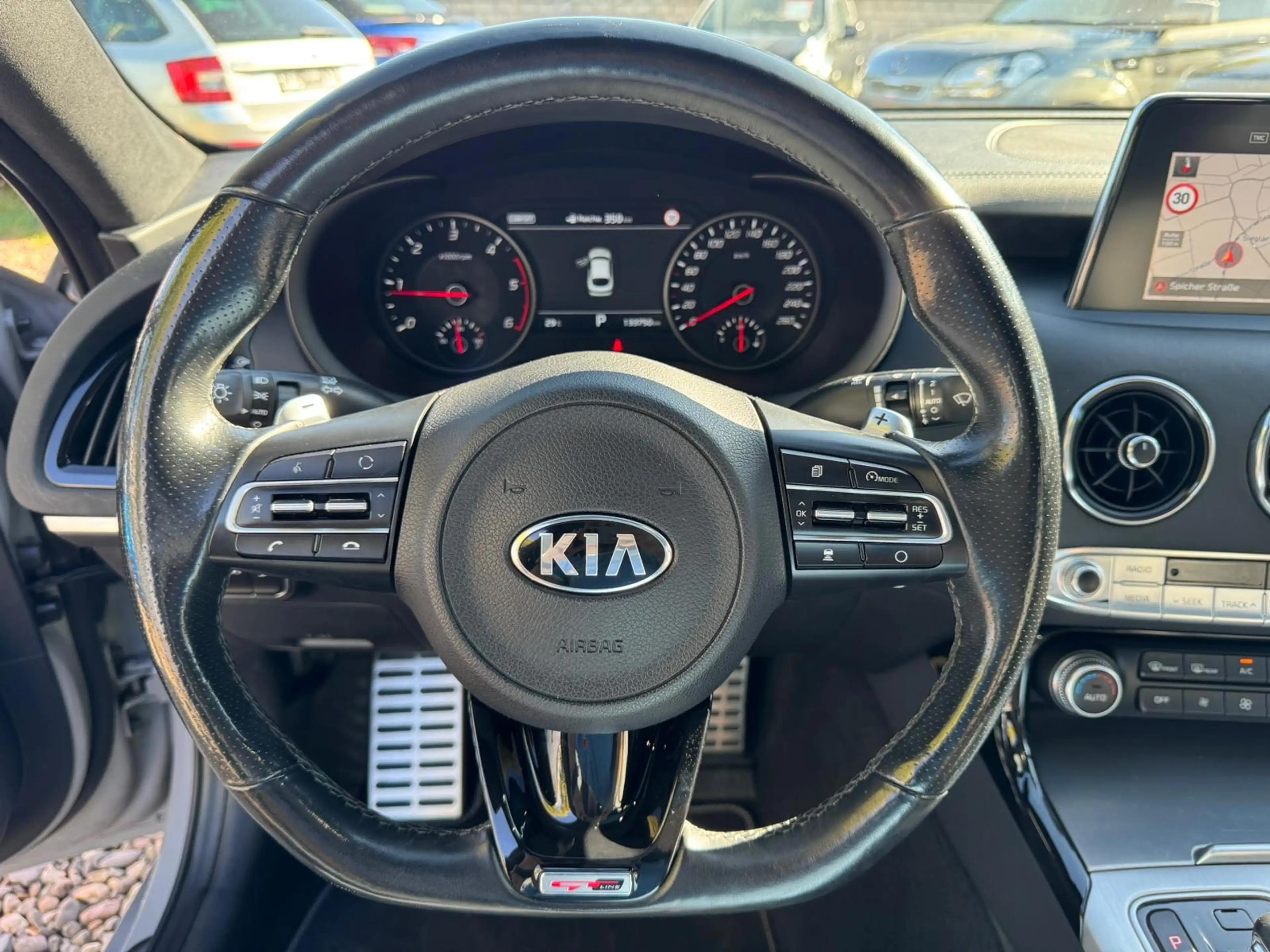 Kia Stinger GT-Line 4WD MwSt 1 Hand Garantie 5.26 — photo 12