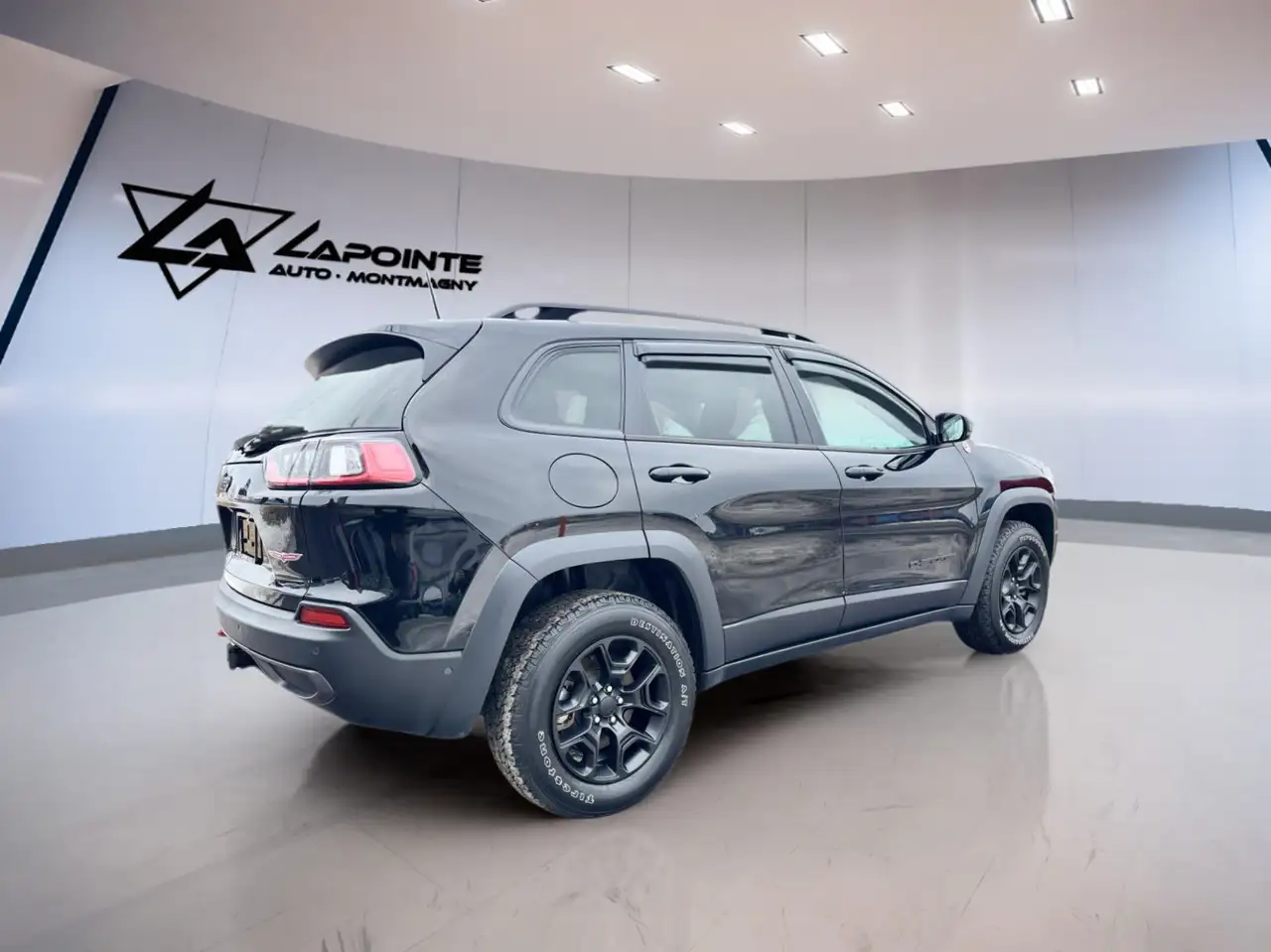 Jeep Cherokee снимка Jeep Cherokee
