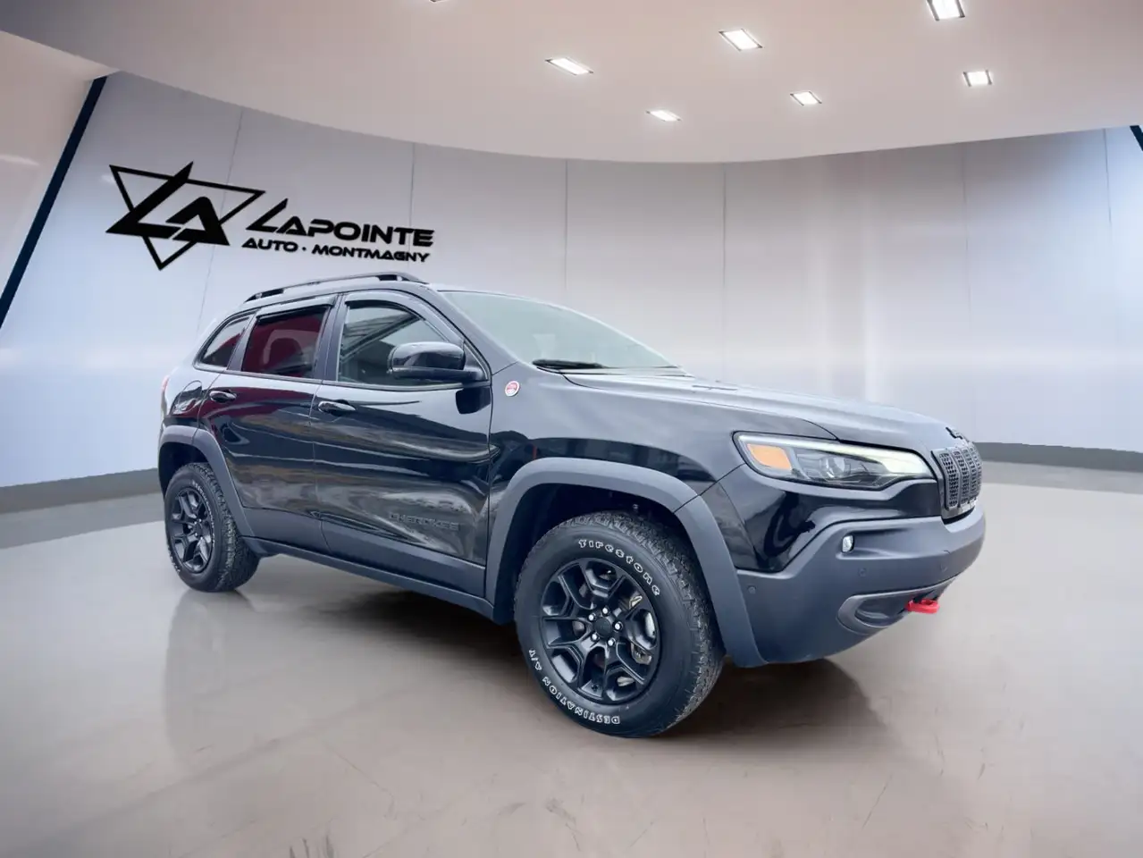 Jeep Cherokee снимка Jeep Cherokee
