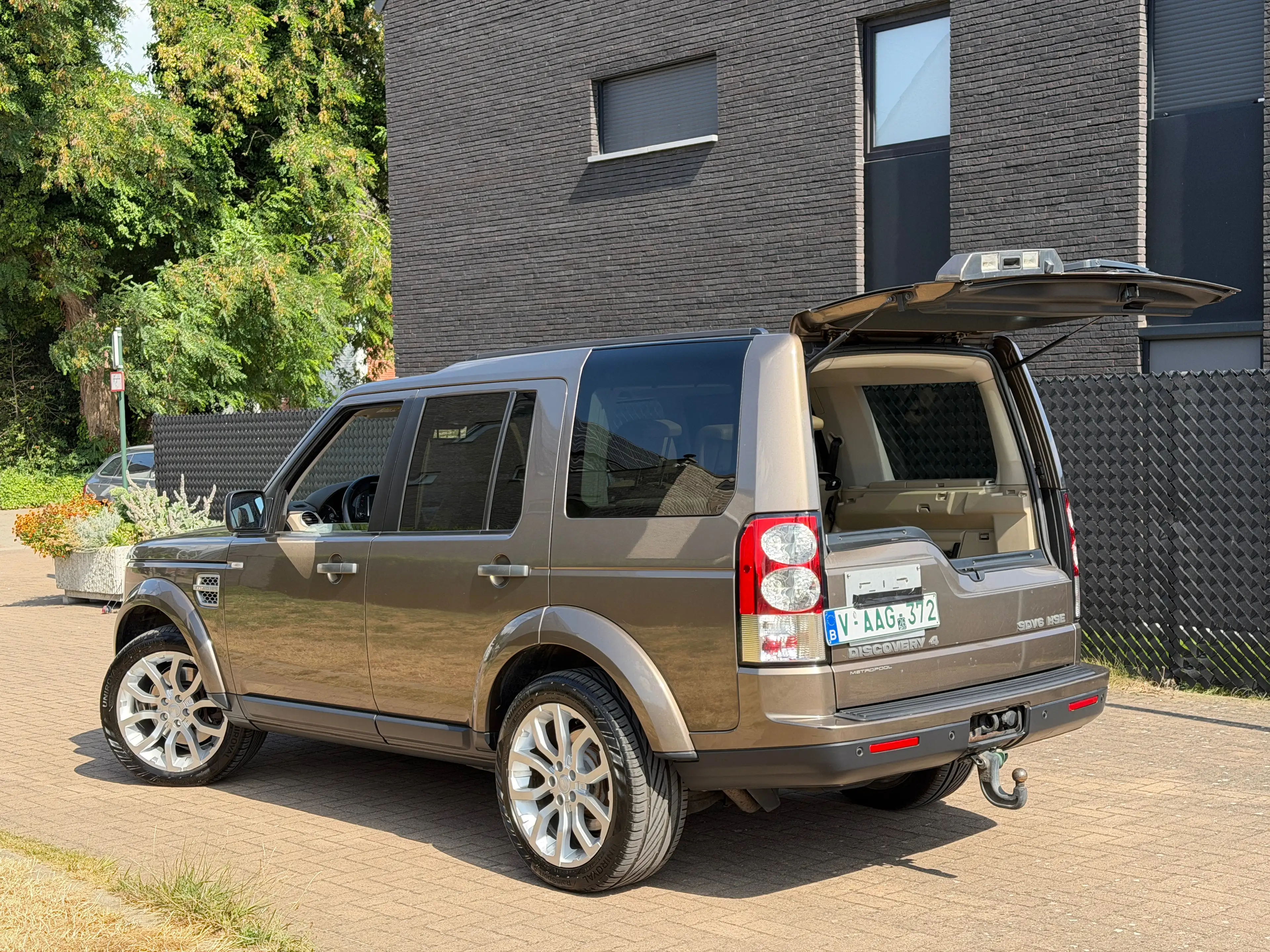 Land Rover Discovery Discovery 3.0 SdV6 SE — photo 5