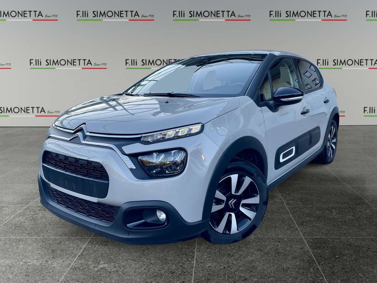 Citroen C3 1.2 puretech Max s&s 110cv - AZIENDALE