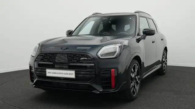 MINI JCW Countryman All4 John Cooper Works Trim