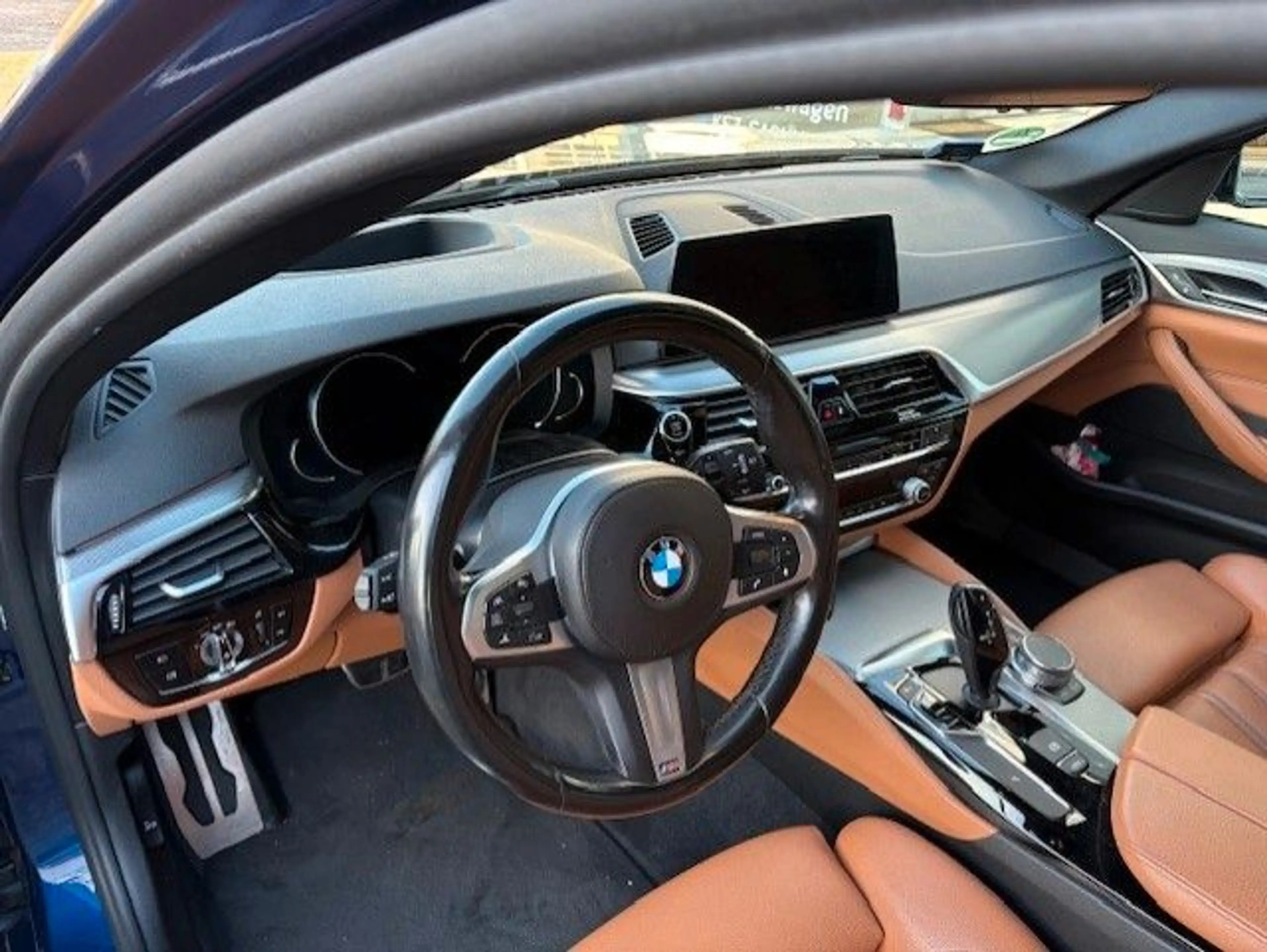 BMW 520 d xDrive Touring M Sport ACC HUD LED NAVI — photo 12