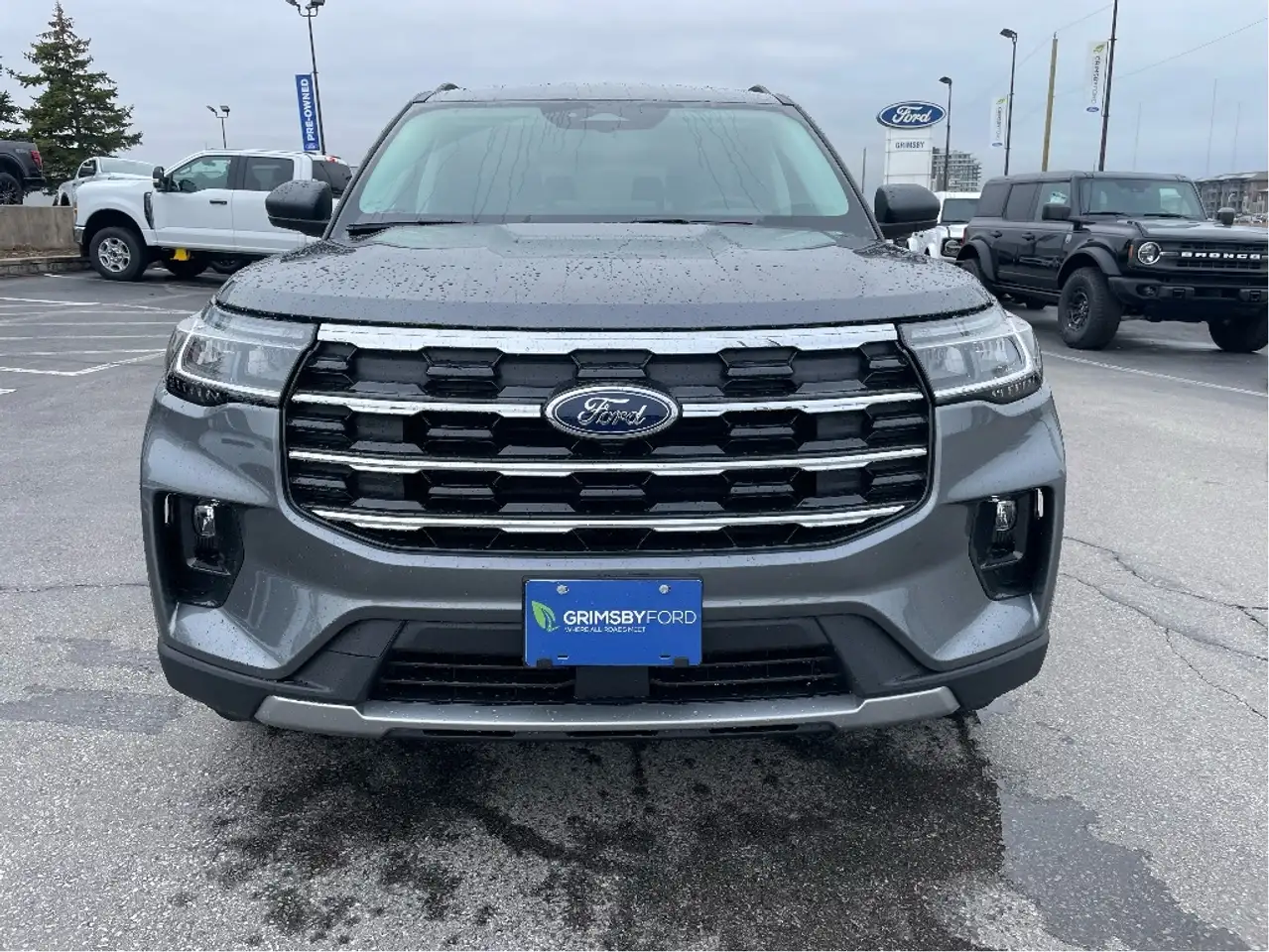 Ford Explorer снимка Ford Explorer