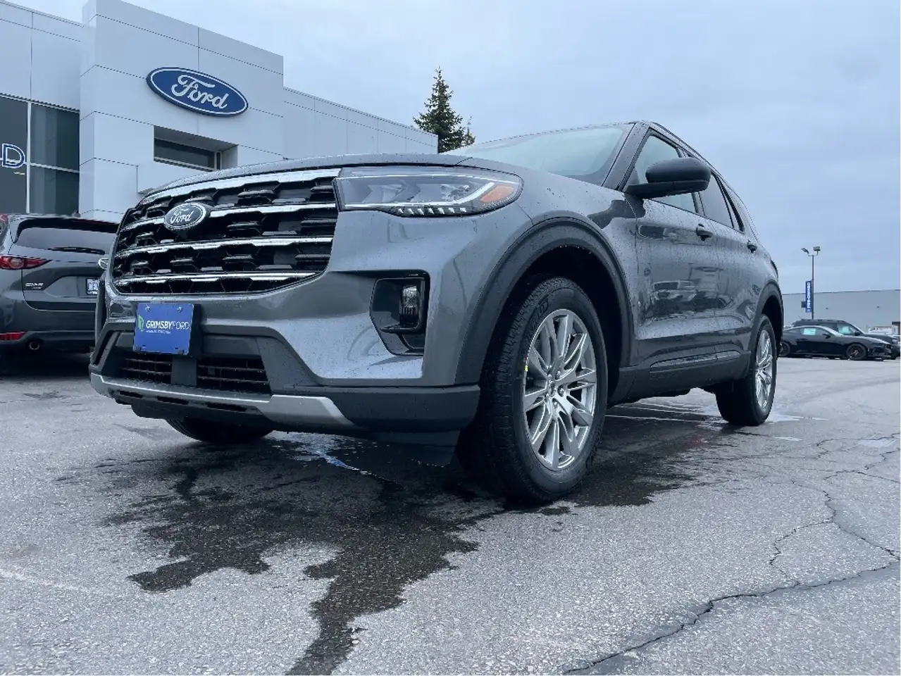 Ford Explorer снимка Ford Explorer