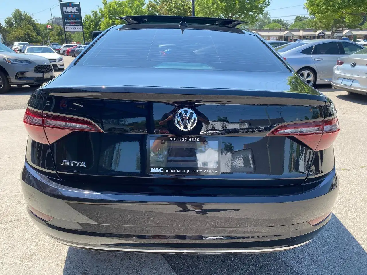 Volkswagen Jetta снимка Volkswagen Jetta