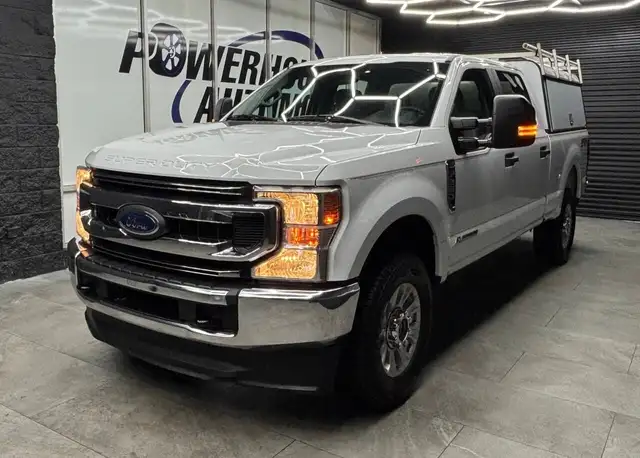 Ford F-250 F-250 Super Duty XLT 4x4 4dr Crew Cab 6.8 ft. SB Pickup