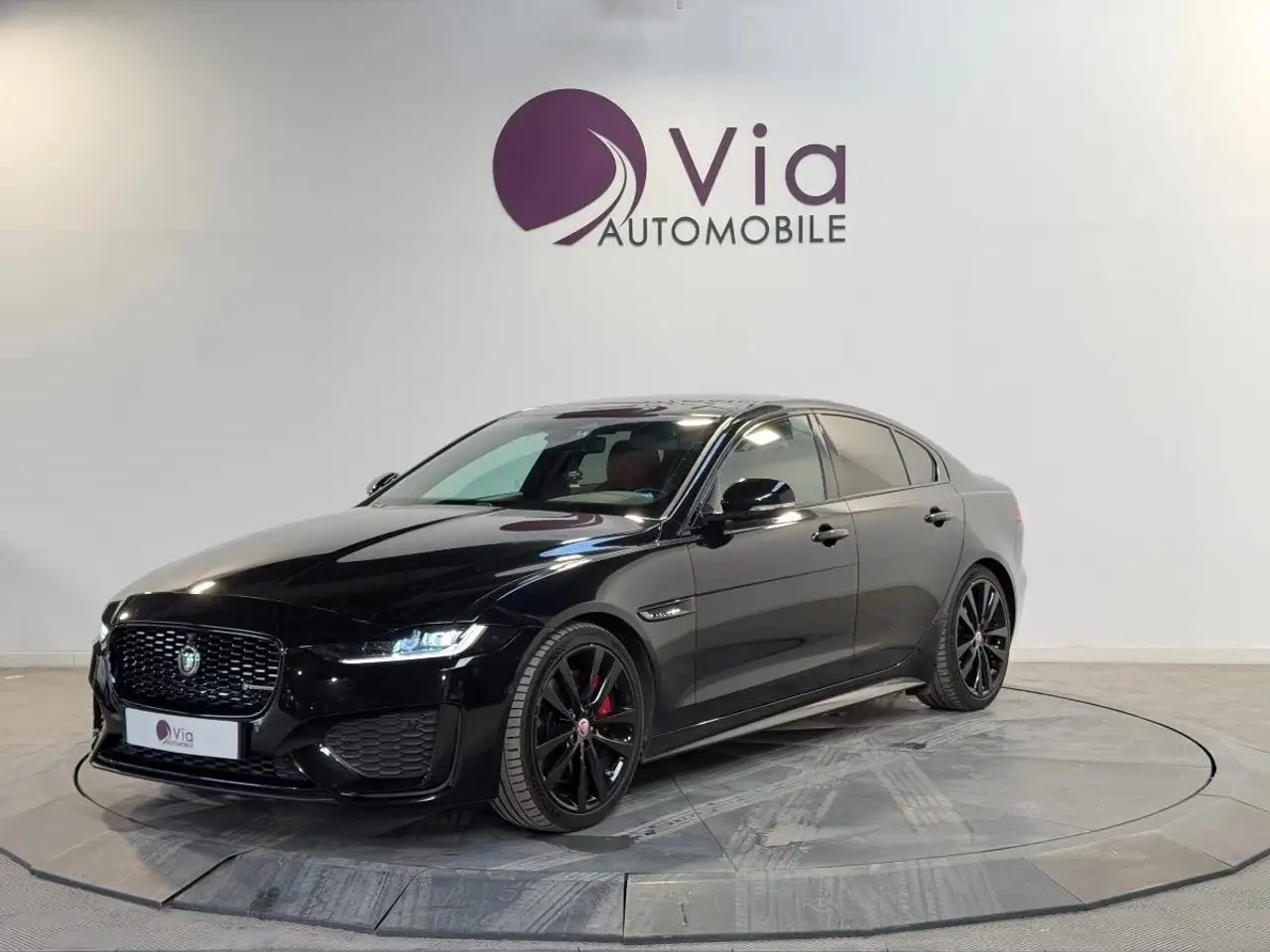 Jaguar XE