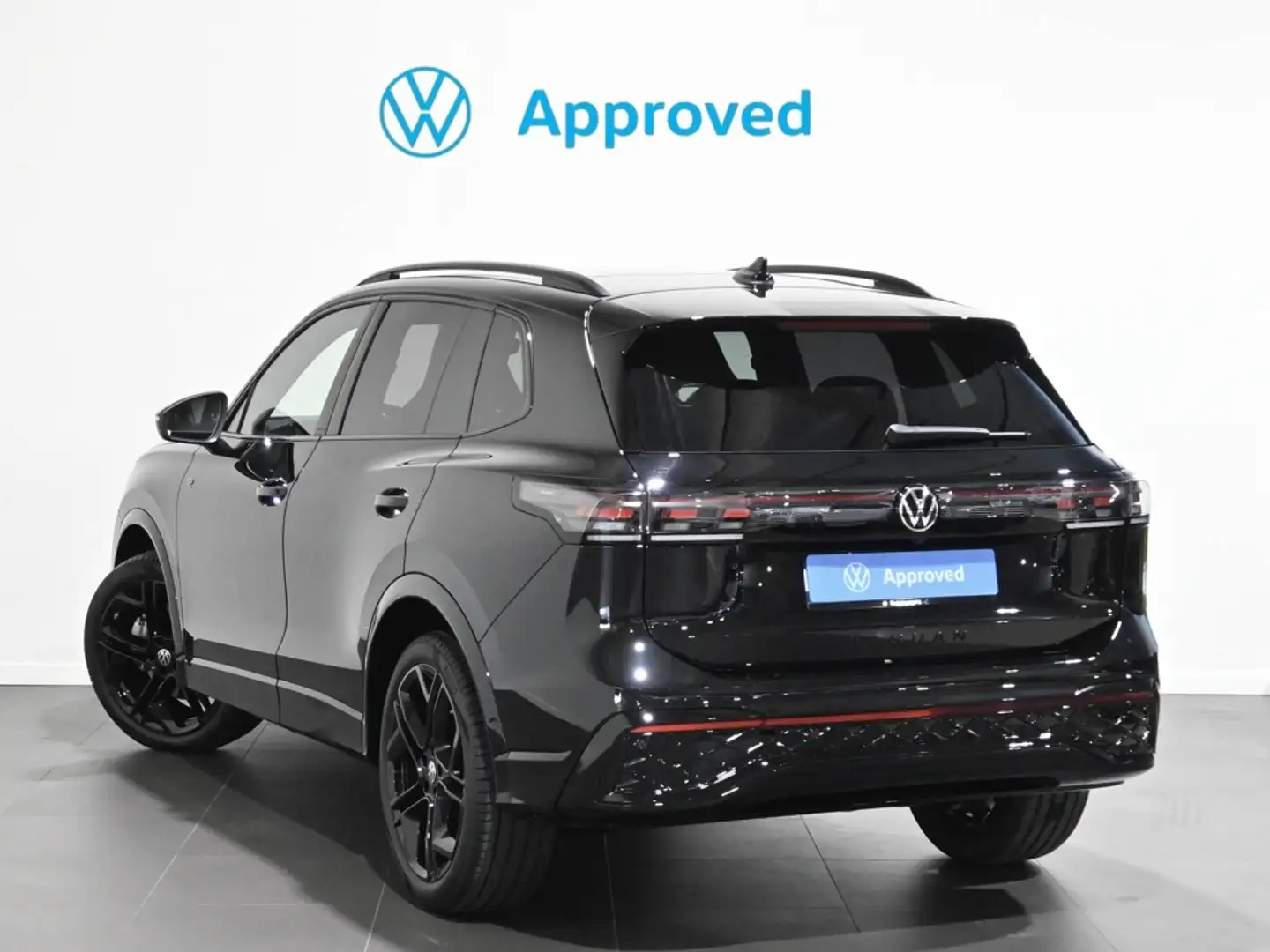 Volkswagen Tiguan 2.0TDI R-Line DSG 110kW Negro - 2