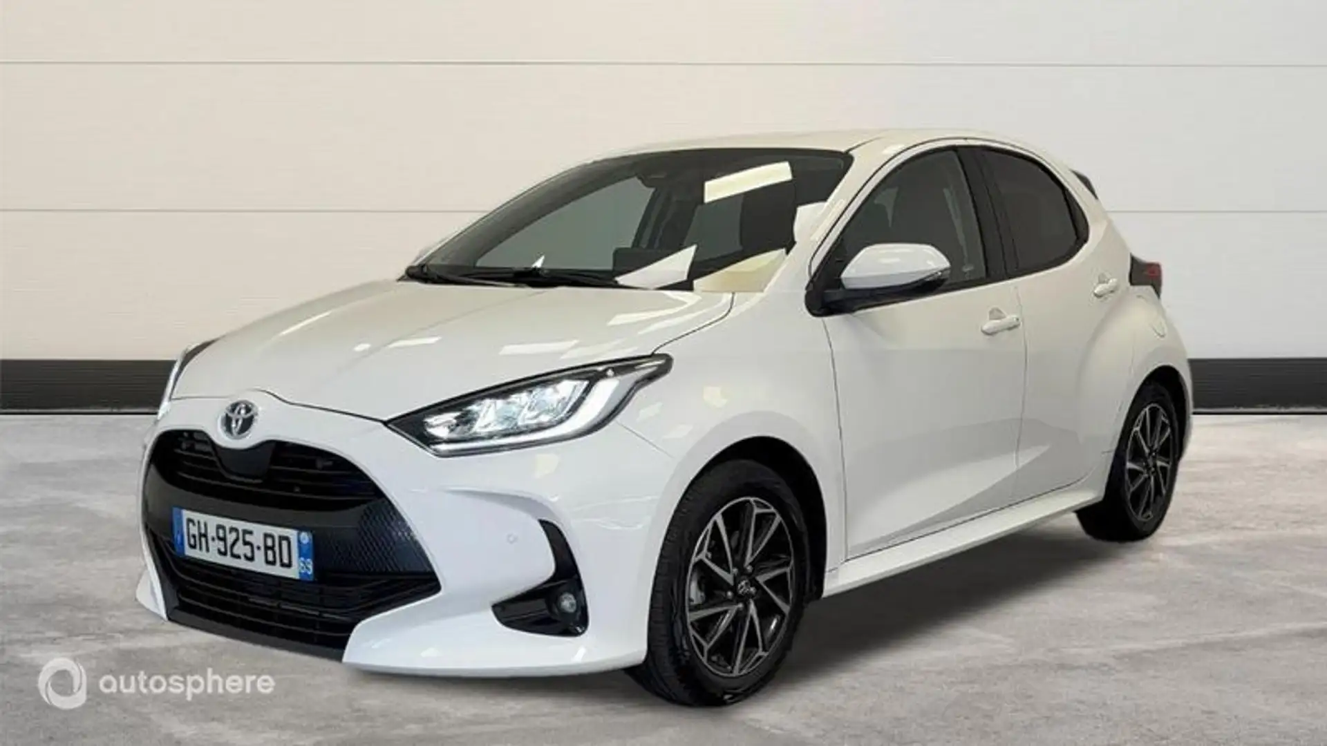 Toyota Yaris 116h Design 5p MY22 - 1