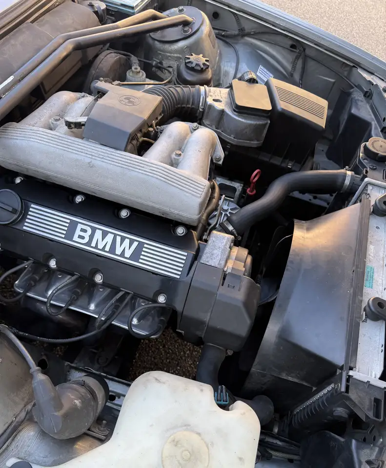 Bmw 318i Oldtimer E30, foto 10
