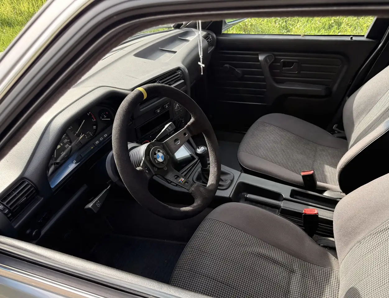 Bmw 318i Oldtimer E30, foto 6