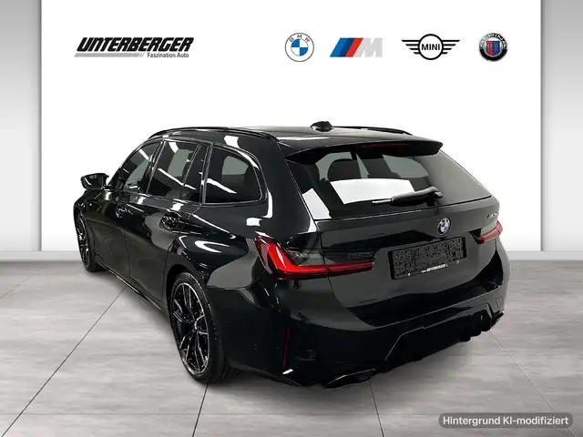 BMW 3 Series view 4