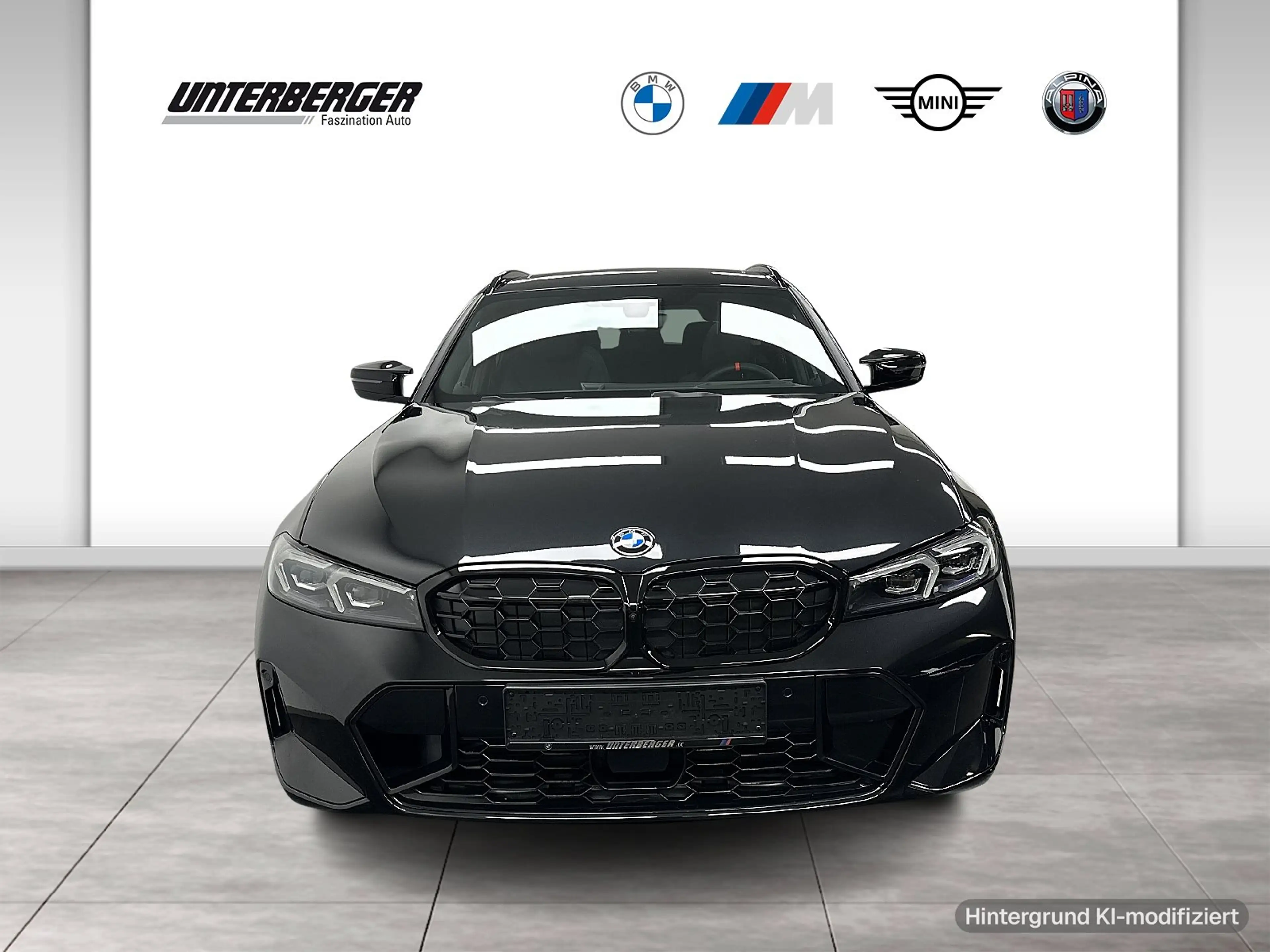 BMW 340 M340i xDrive Touring — photo 2