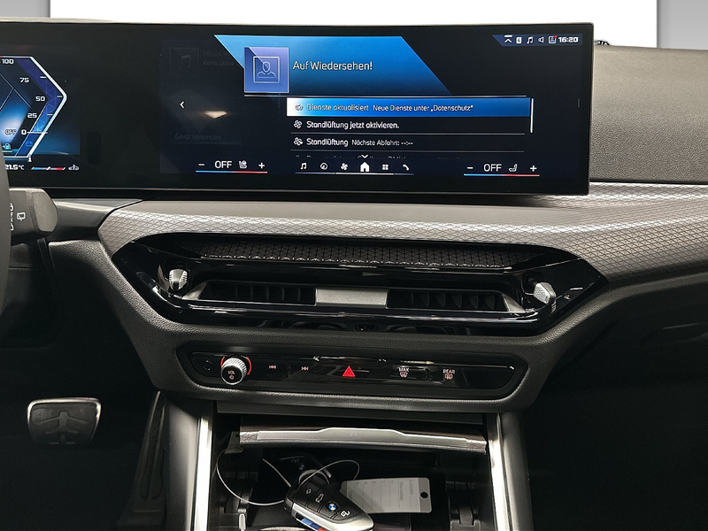 BMW 340 M340i xDrive Touring — photo 8