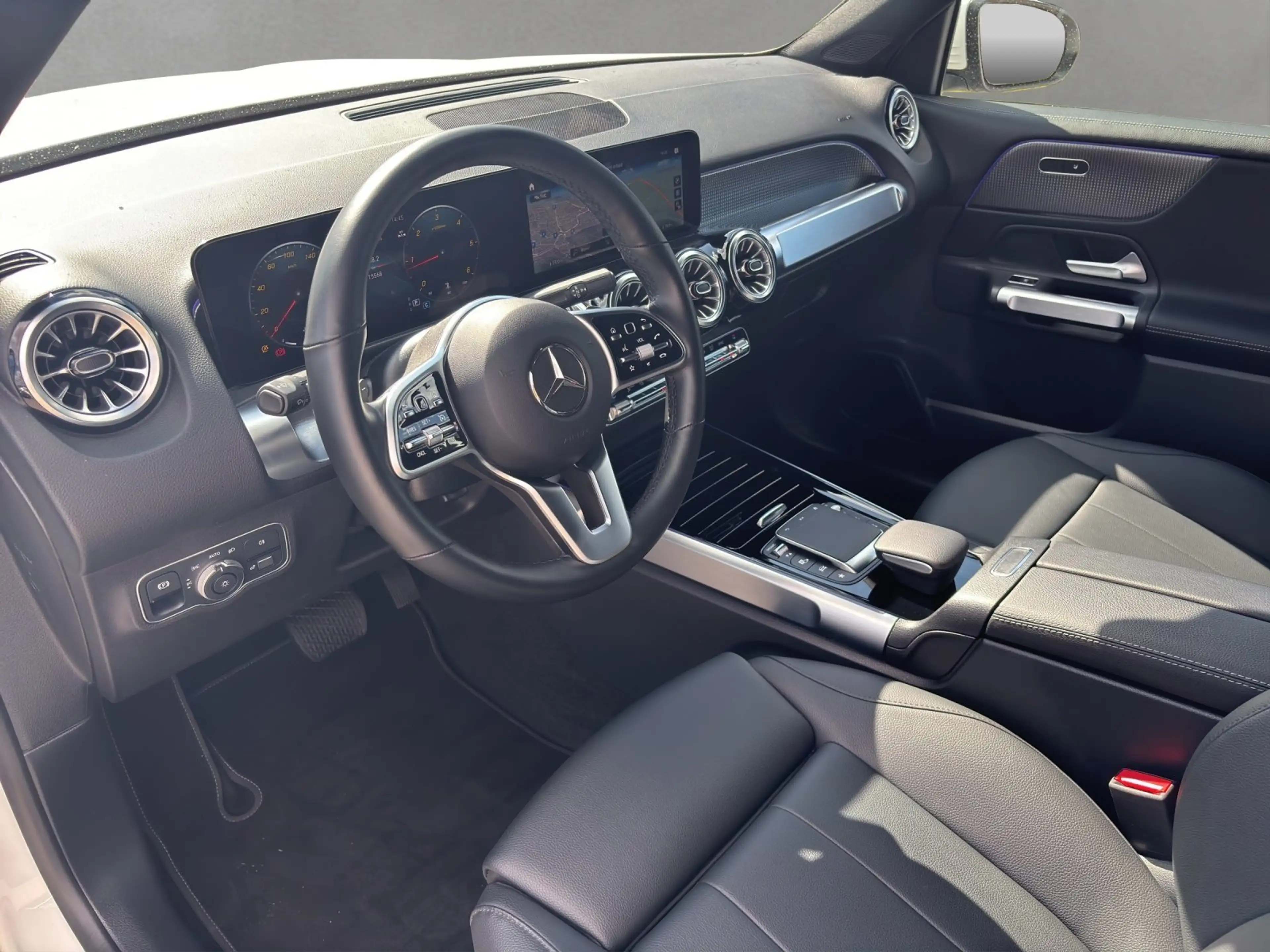 Mercedes-Benz GLB 200 d Progr AHK Pano MLED HighEndMBUX Busines — photo 9