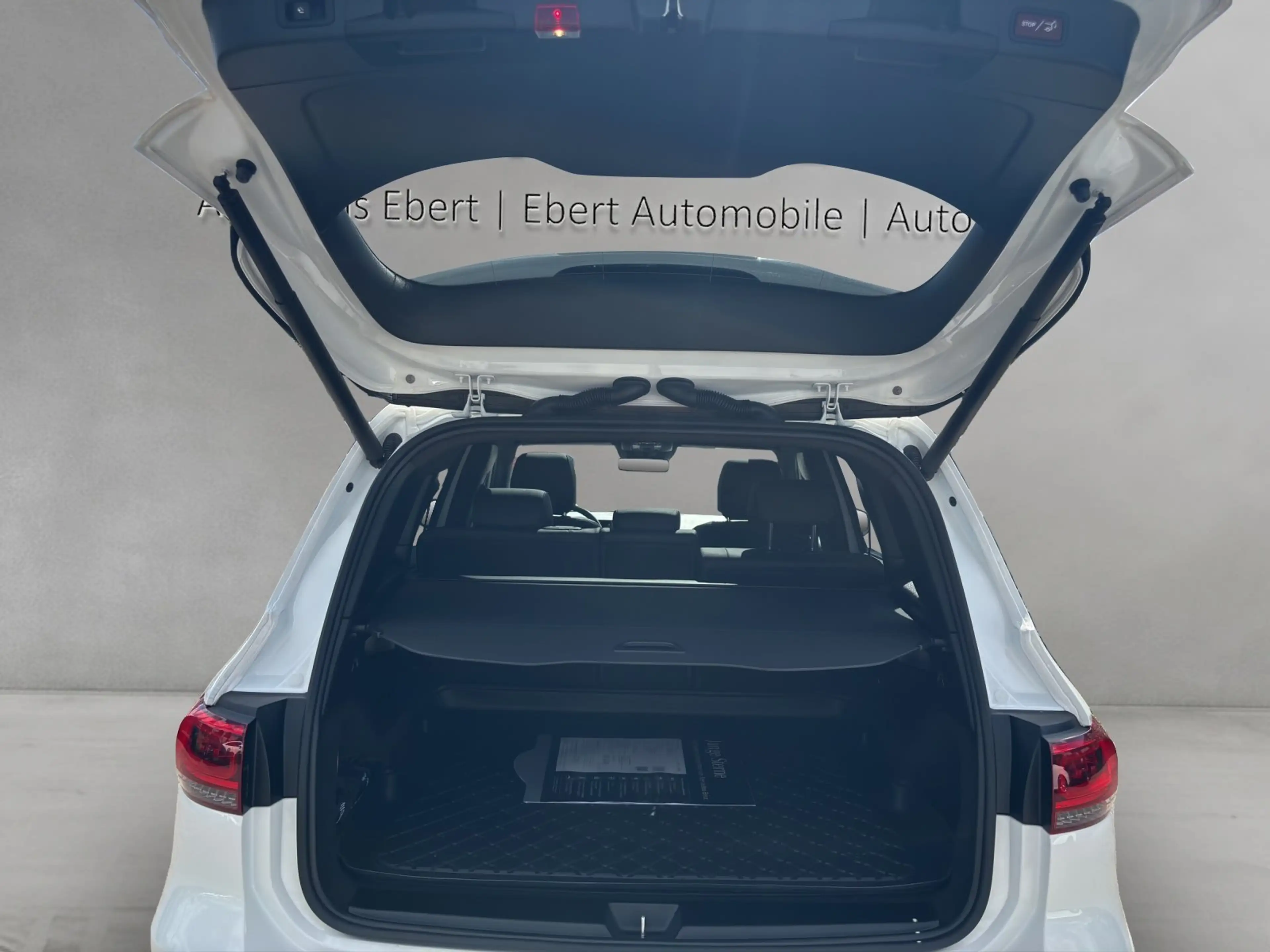 Mercedes-Benz GLB 200 d Progr AHK Pano MLED HighEndMBUX Busines — photo 7