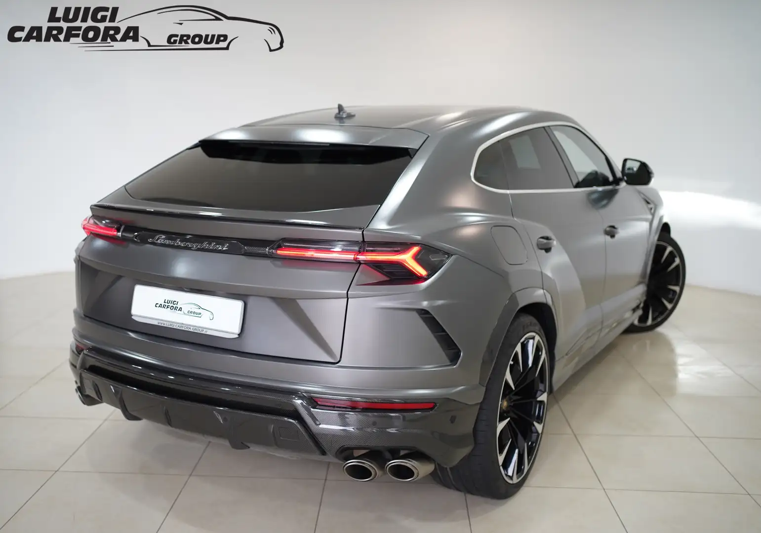 Lamborghini Urus 4.0 Grau - 2