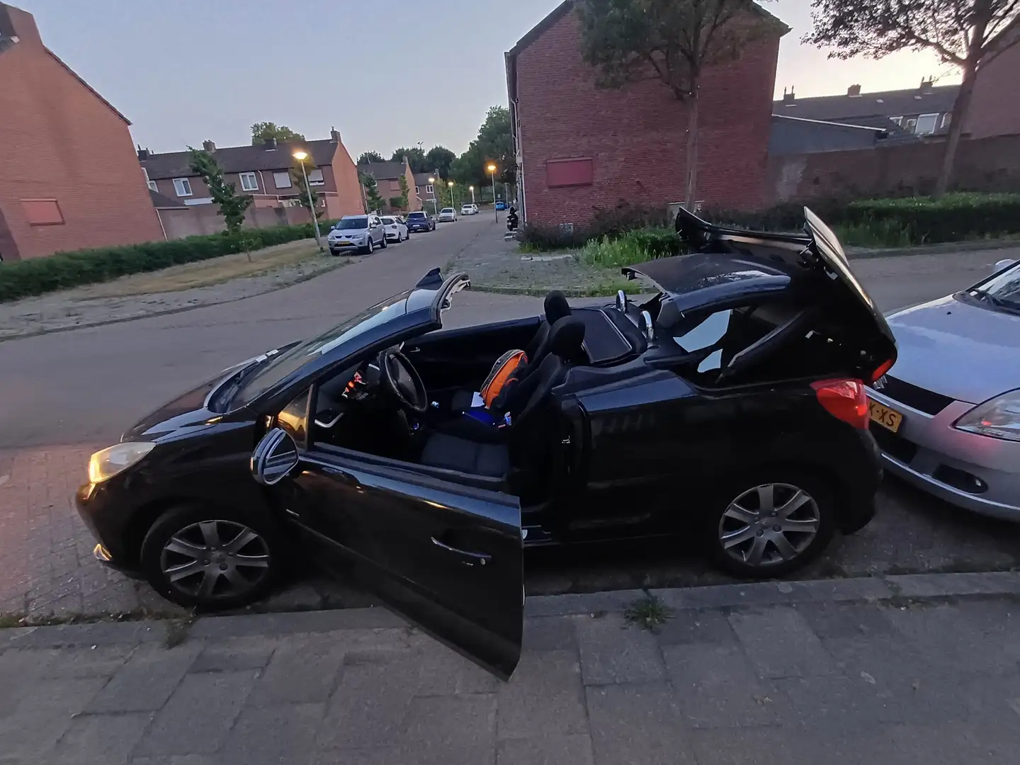 Peugeot 207 207 1.6 VTi Чёрный - 1