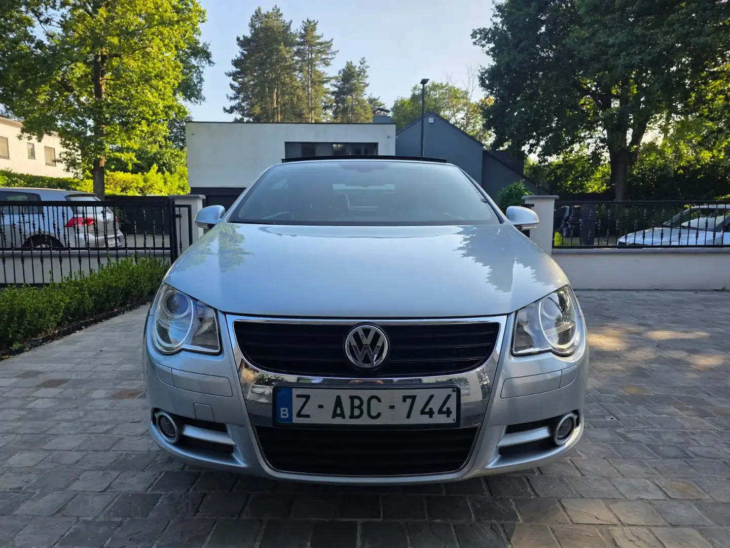 Volkswagen Eos 1.6i FSI carnet d'entretien complet, cuir Gris - 2