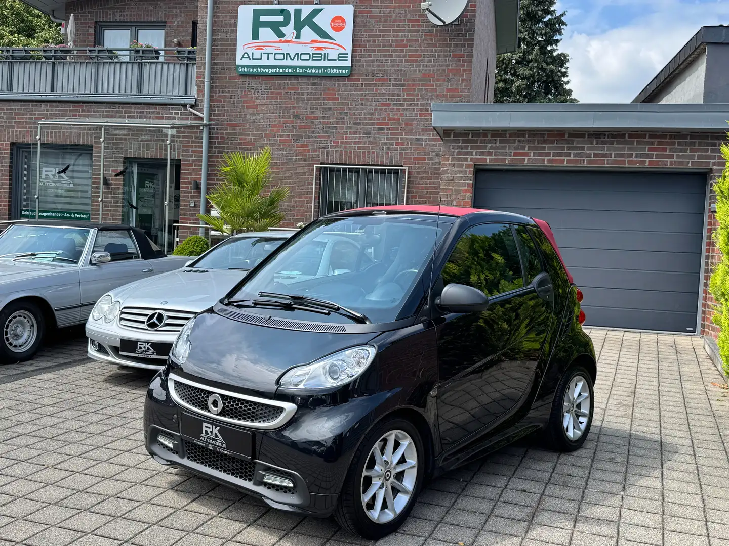smart forTwo cabrio pure micro hybrid drive AHK Schwarz - 2