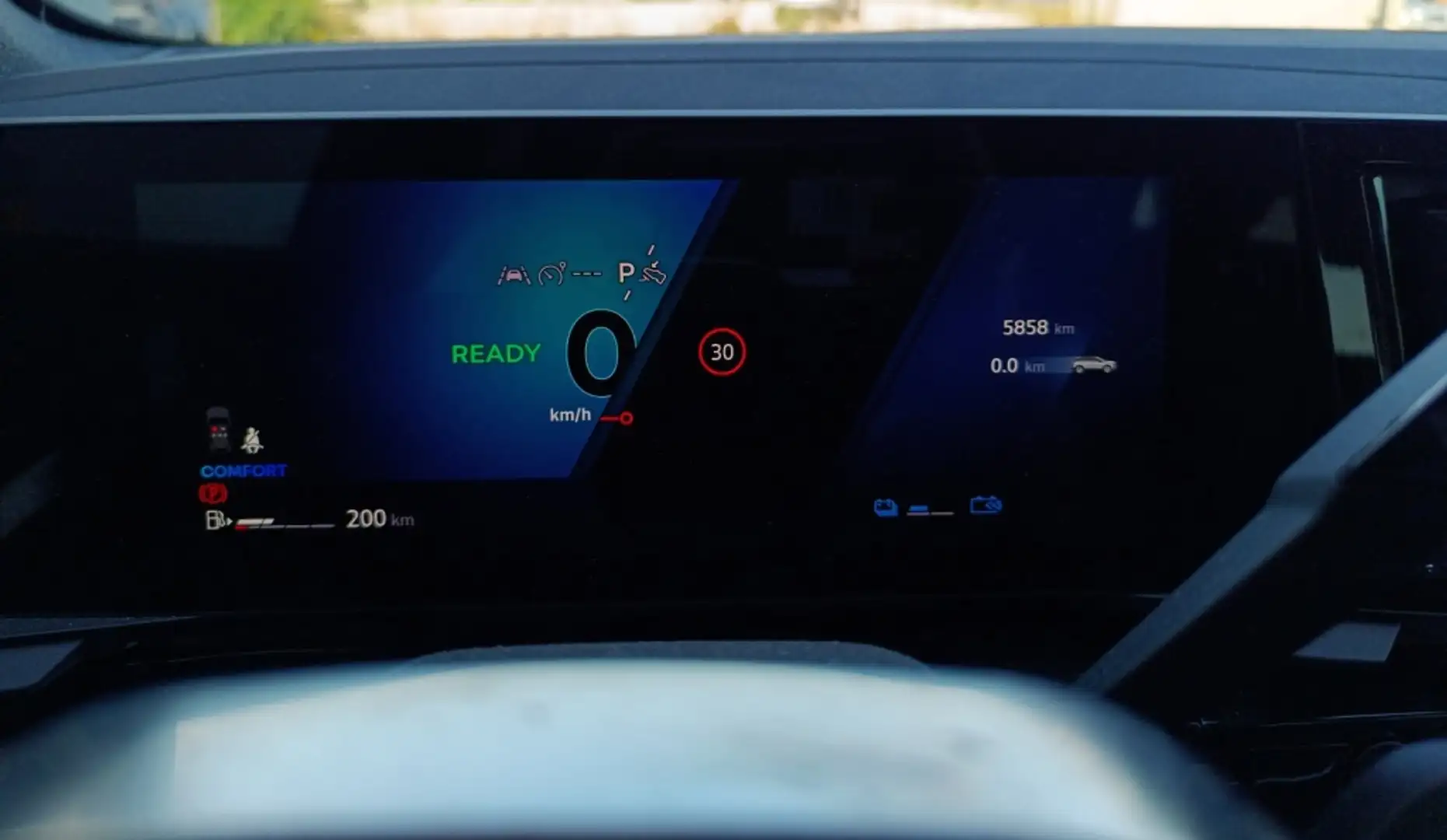 Renault Austral TECHNO FULL HYBRID E-TECH 200CV Blanco - 2