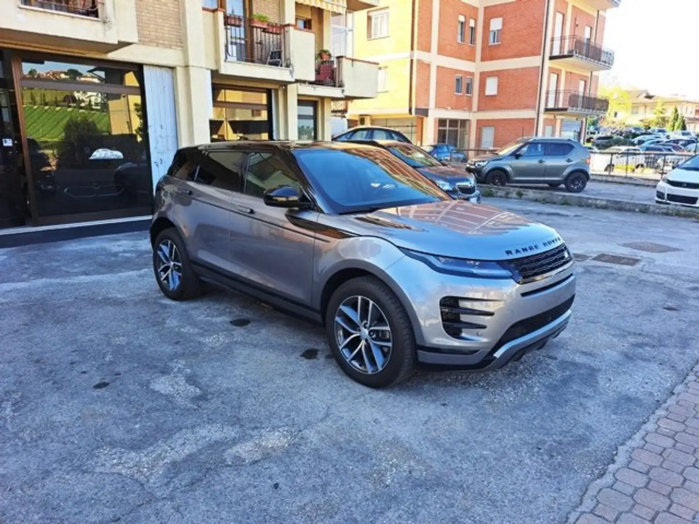 Land Rover Range Rover Evoque 2.0d i4 mhev Dynamic SE awd auto(204cv)PANORAMA Grigio - 1