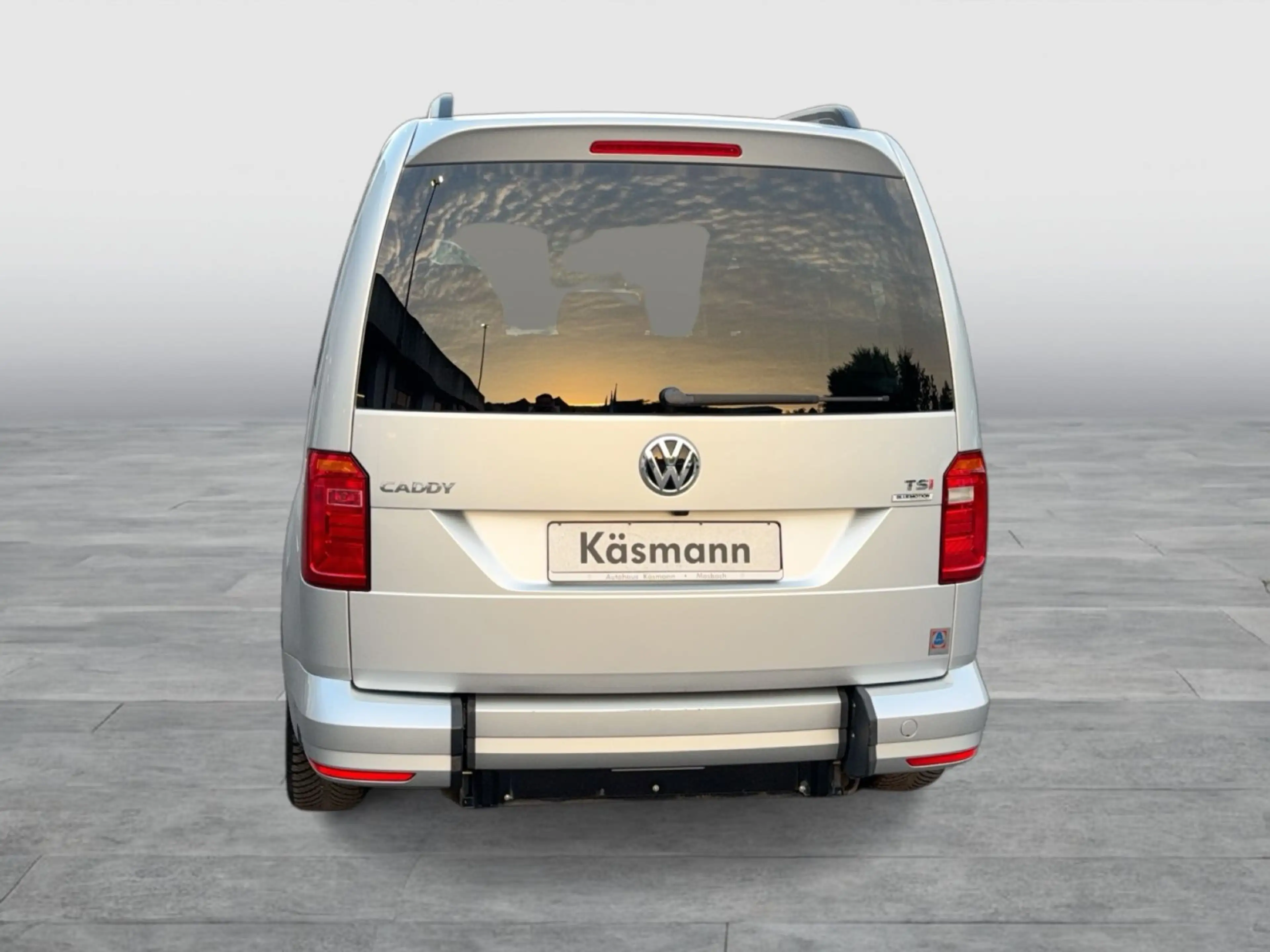 Volkswagen Caddy Comfortline 1.4TSI DSG ROLLSTUHLRAMPE NAV — photo 4