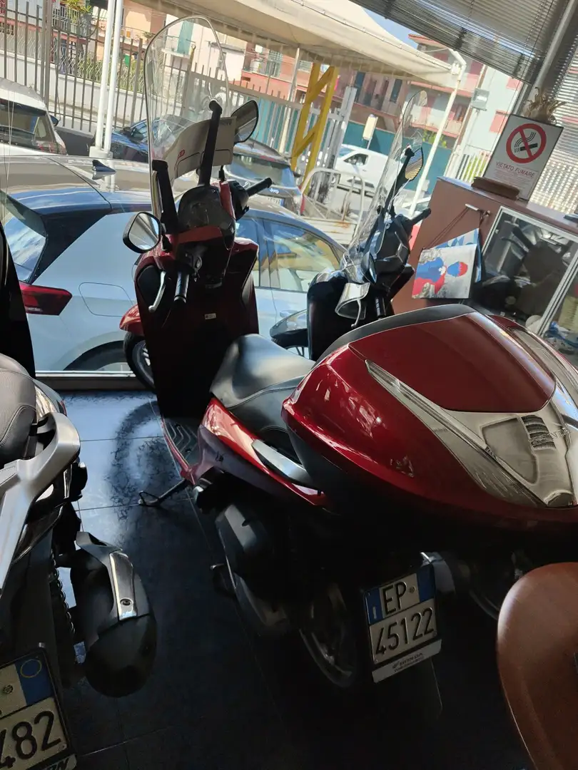 Honda SH 125 HONDA SH 125 ABS CON PARABREZZA E BAULETTO (E4) Rosso - 2