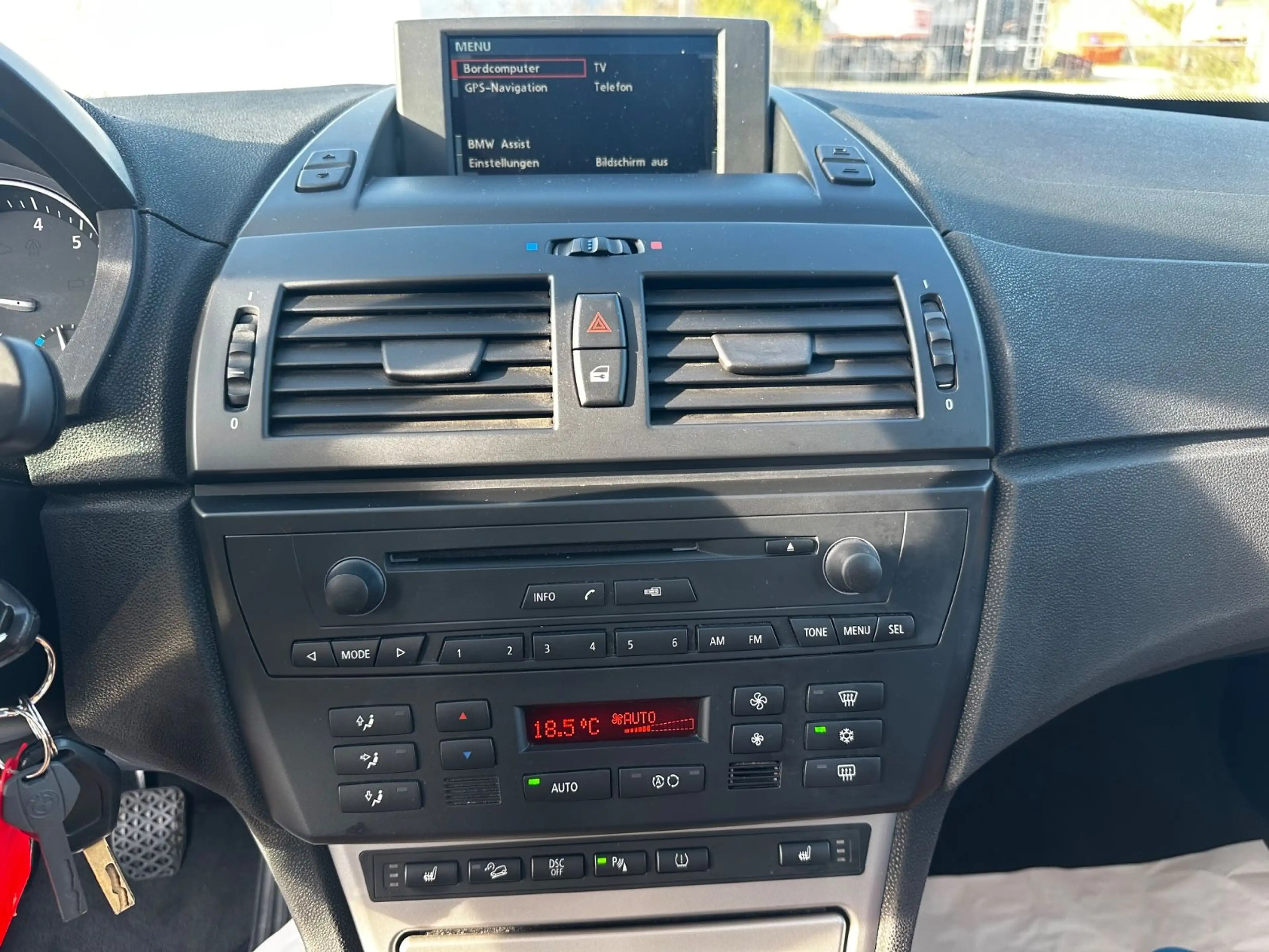 BMW X3 2.5 i — photo 13