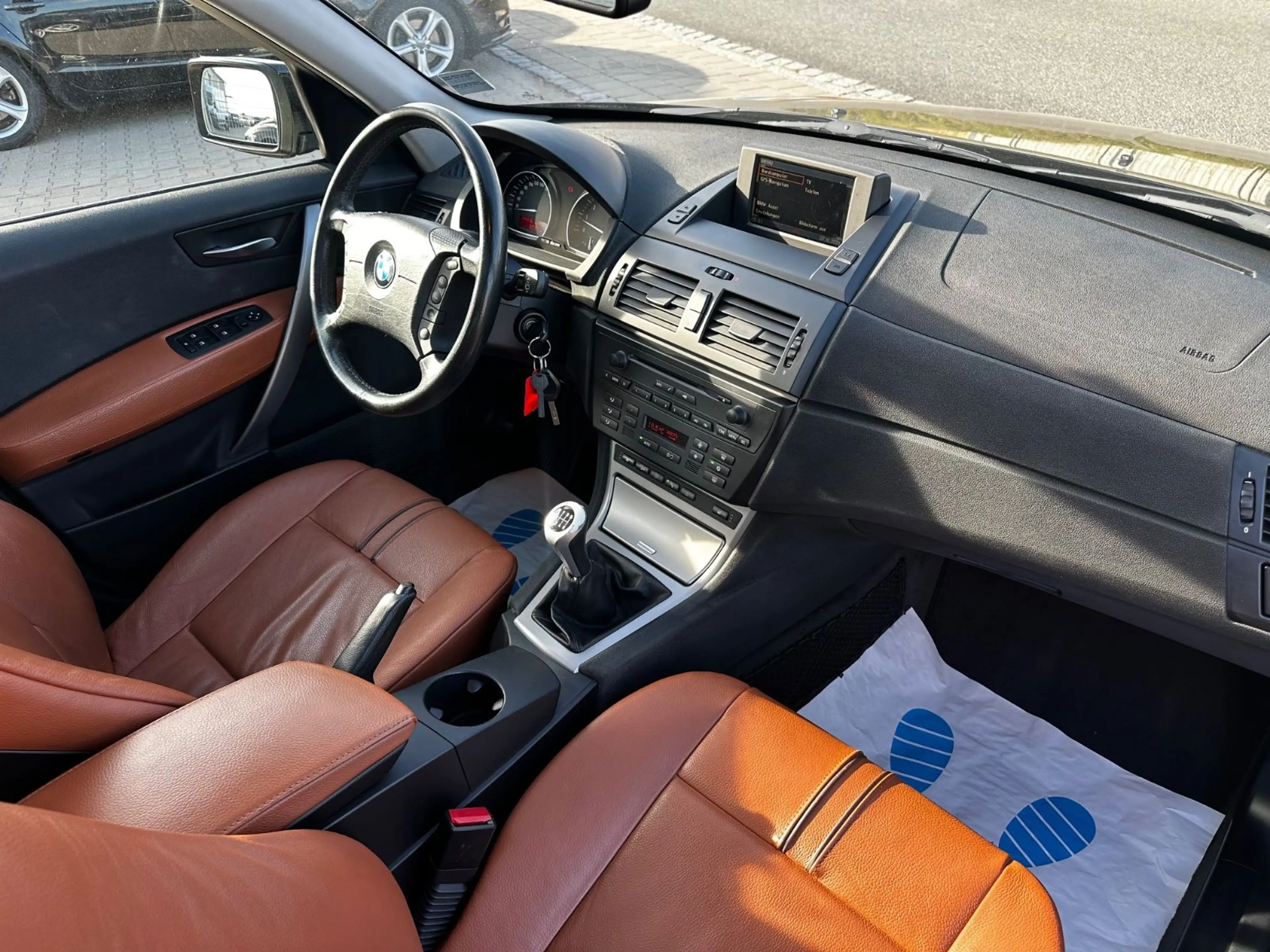 BMW X3 2.5 i — photo 7