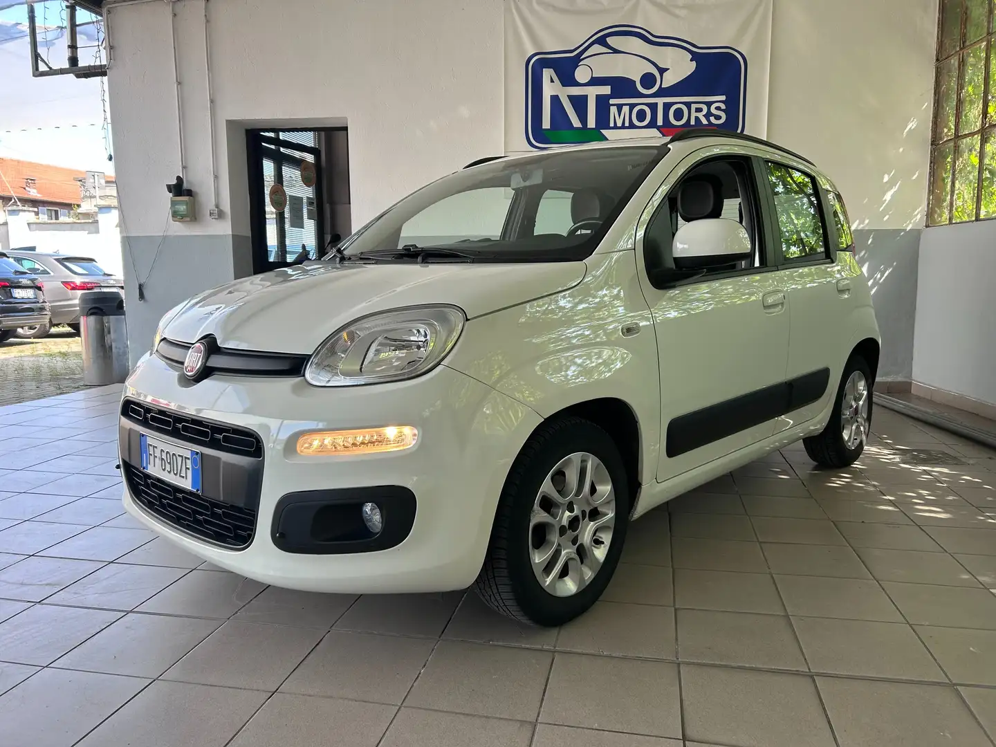 Fiat Panda 1.2 Lounge 69cv 5 Posti (Gancio traino) Blanco - 1