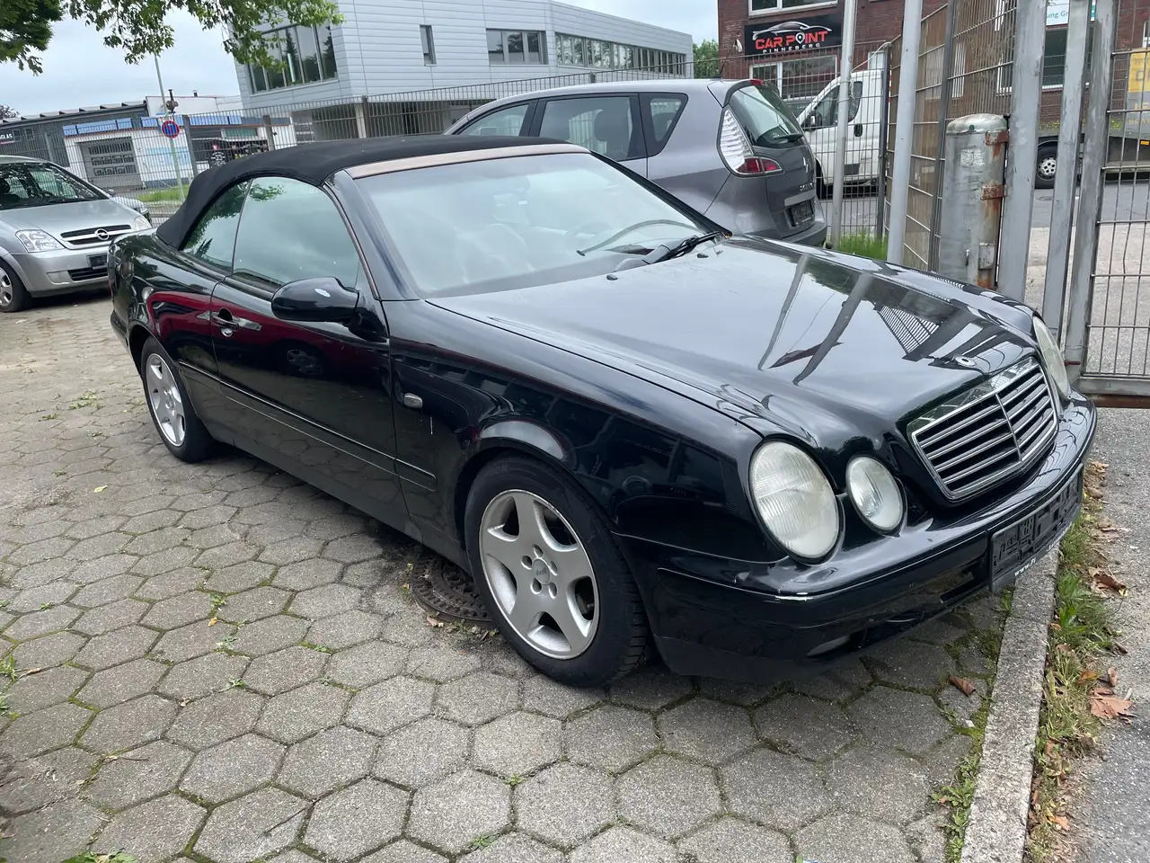 Mercedes-Benz CLK 200