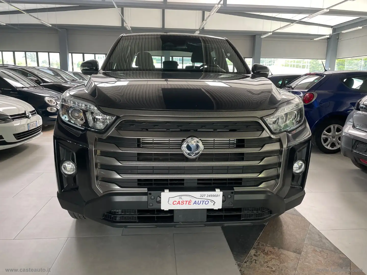 SsangYong Rexton 2.2 4WD Double Cab Work XL IVA COMPRESA Gri - 2