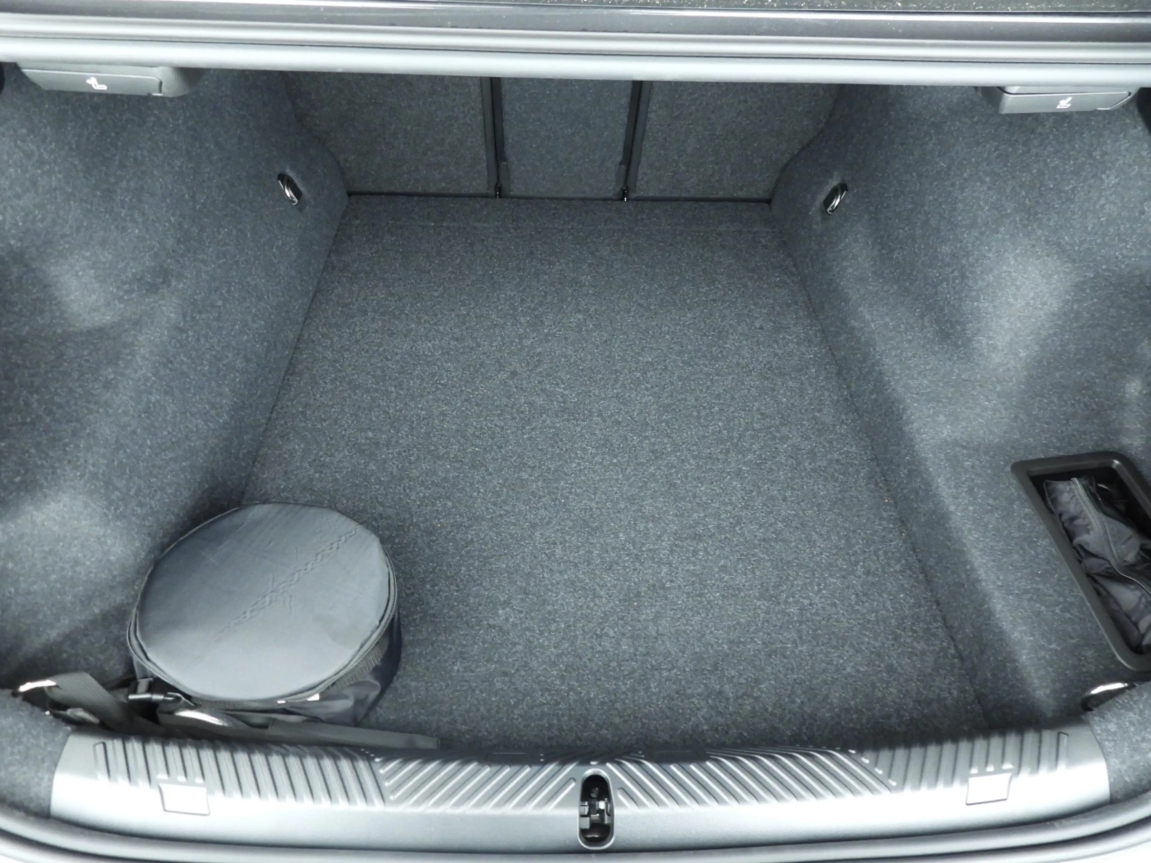 BMW 550 5 serie 550e xDrive M Sportpakket Pro | Comfort pa — photo 9