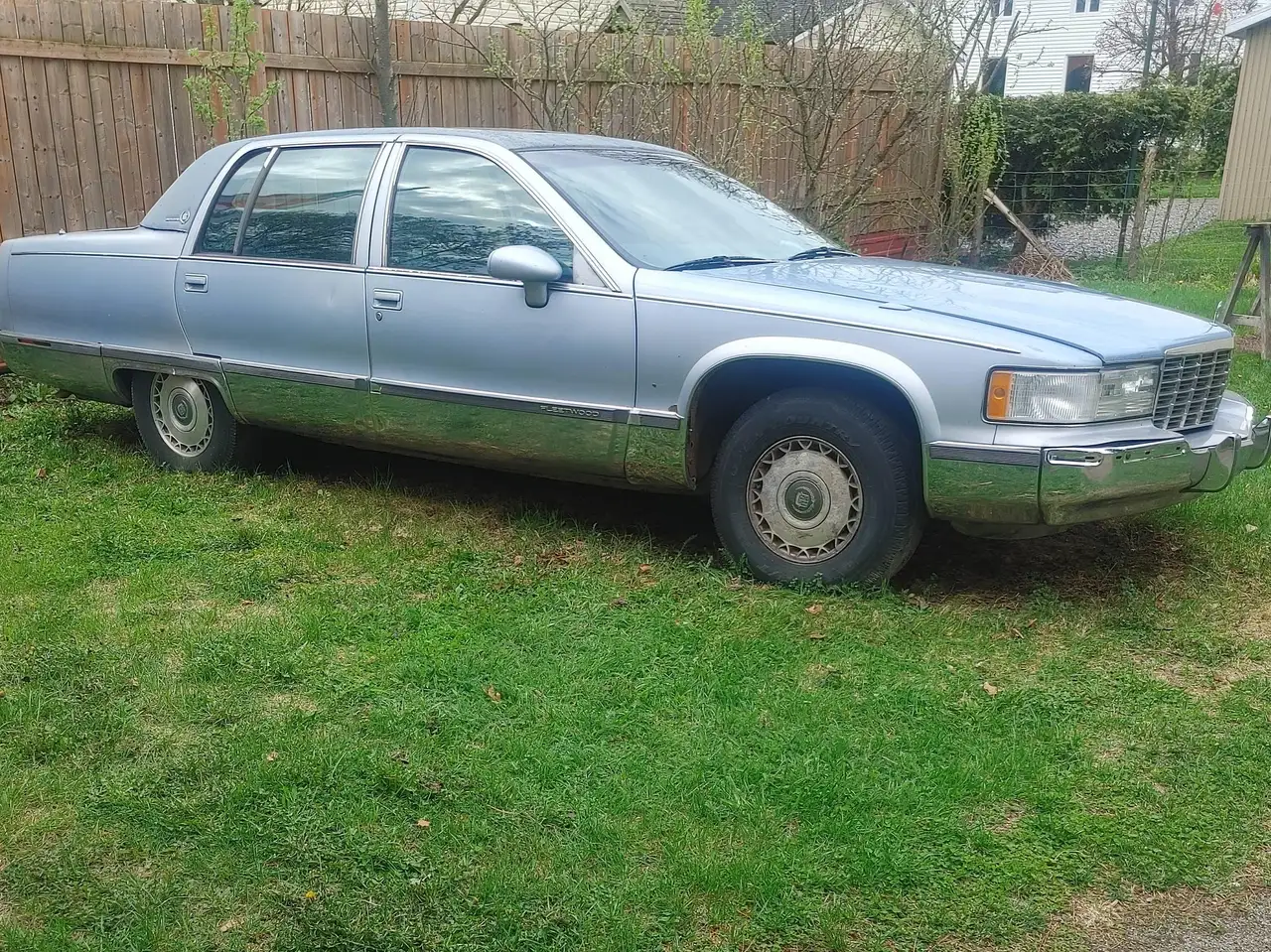 Cadillac Fleetwood снимка Cadillac Fleetwood