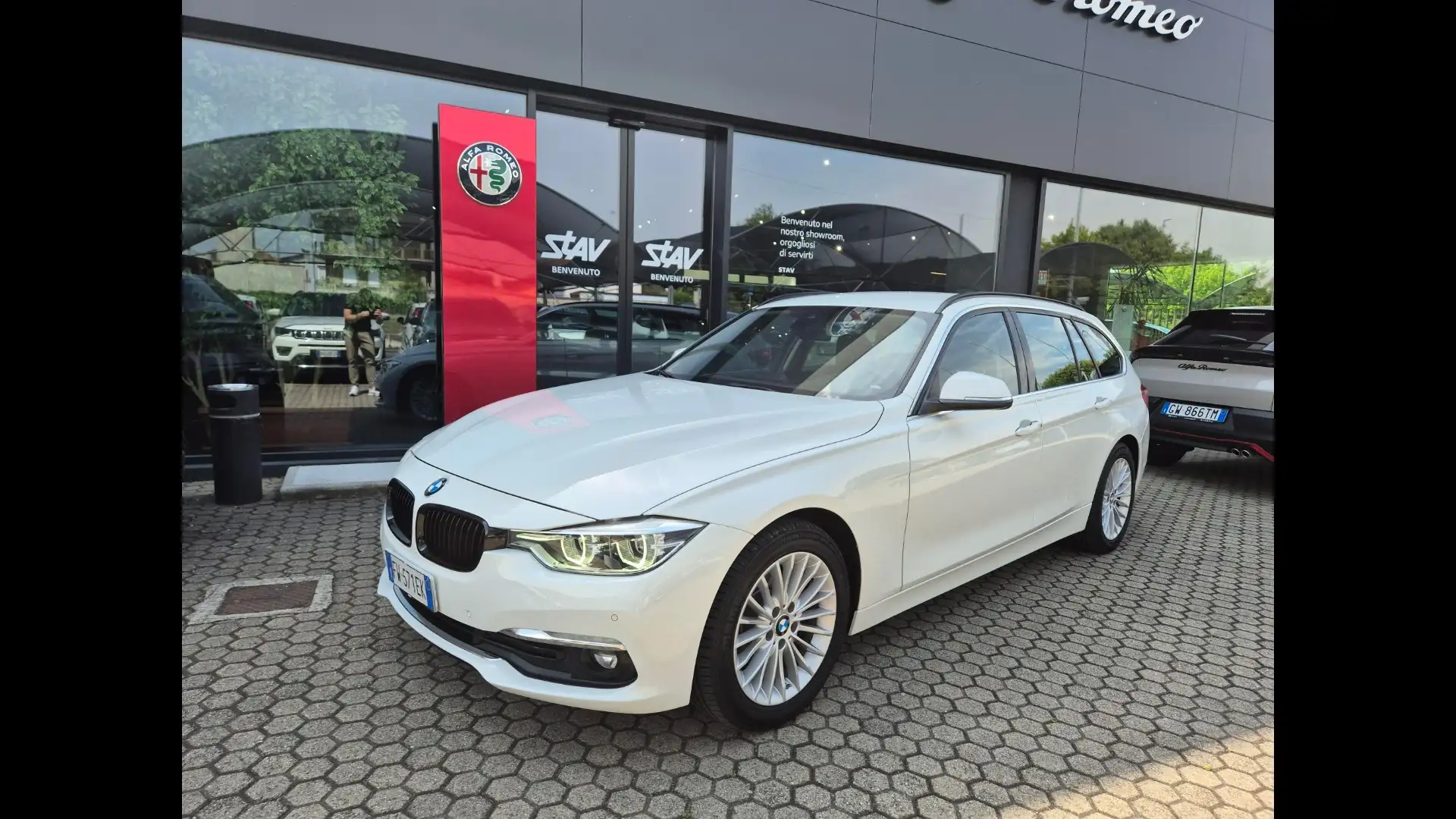 BMW 316 d Luxury Weiß - 1