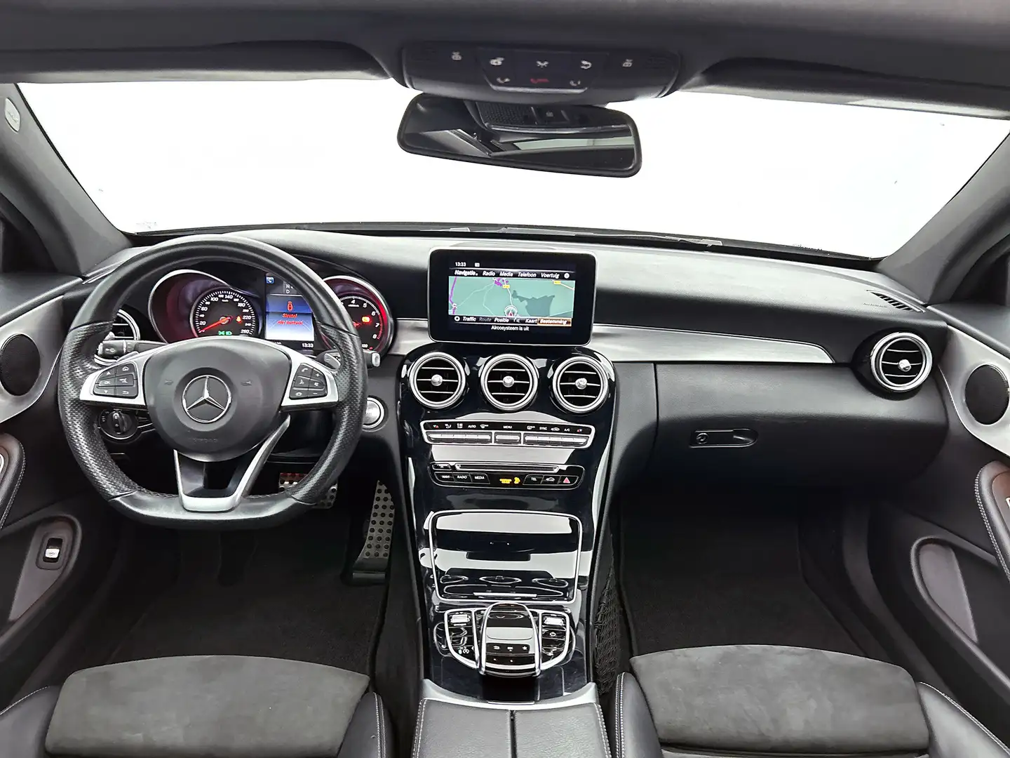 Mercedes-Benz C 200 4MATIC AMG Line (Dealer onderH, Panorama, Carplay, Gris - 2