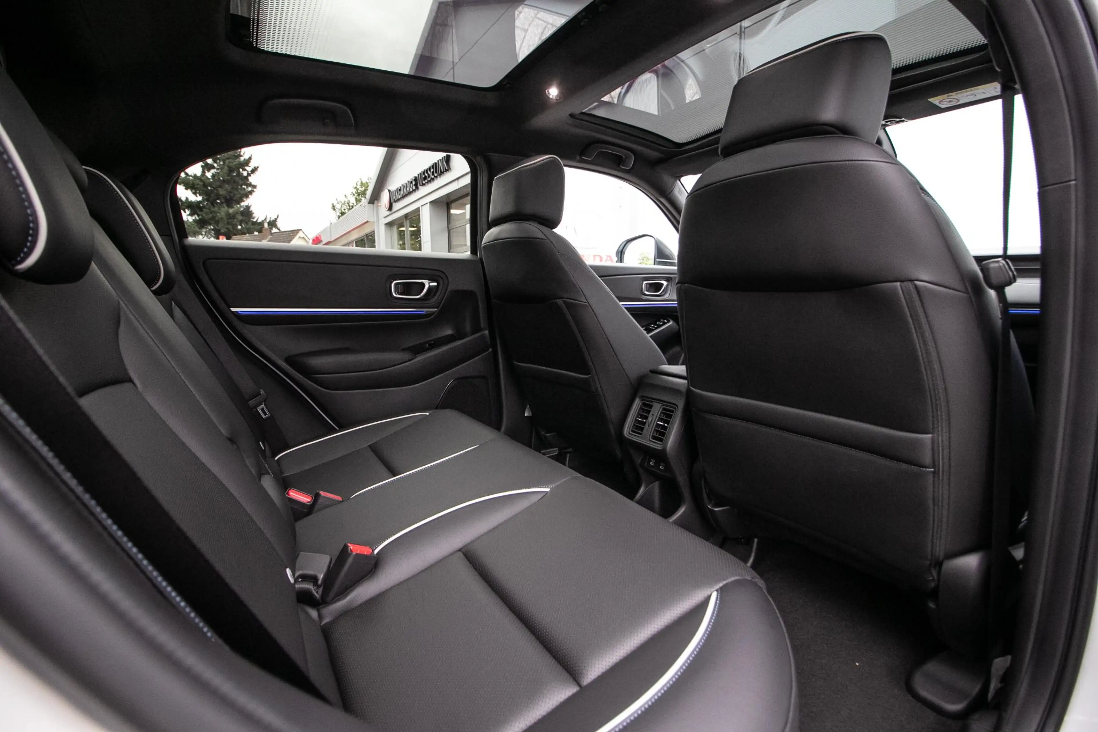 Honda e:Ny1 Advance 69 kWh - Panodak | Leer | Stoel+stuurverw. — photo 6