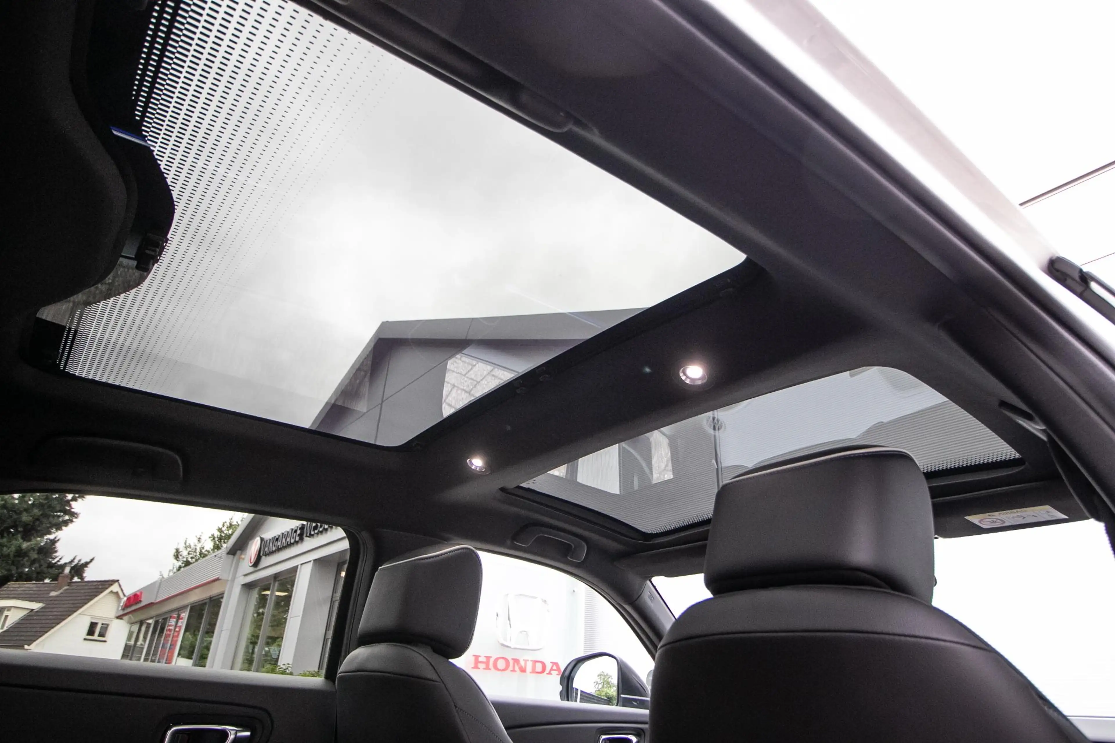 Honda e:Ny1 Advance 69 kWh - Panodak | Leer | Stoel+stuurverw. — photo 10