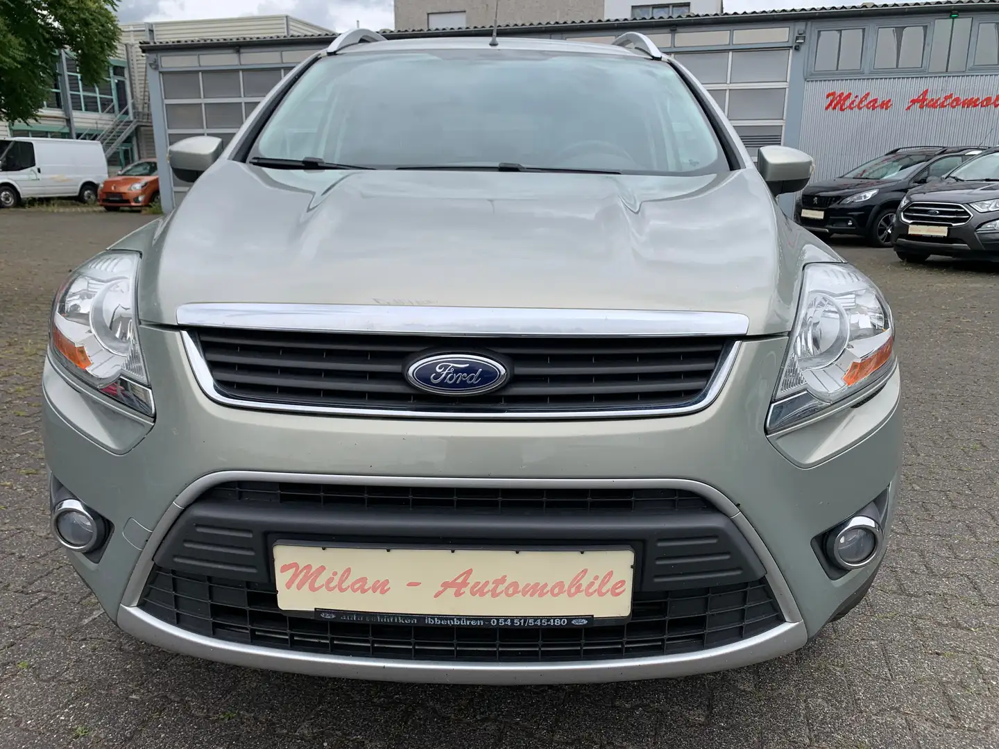 Ford Kuga TDCI Trend Alu-Klimaautom.-Telefonie-Tempomat-AHK Plateado - 2